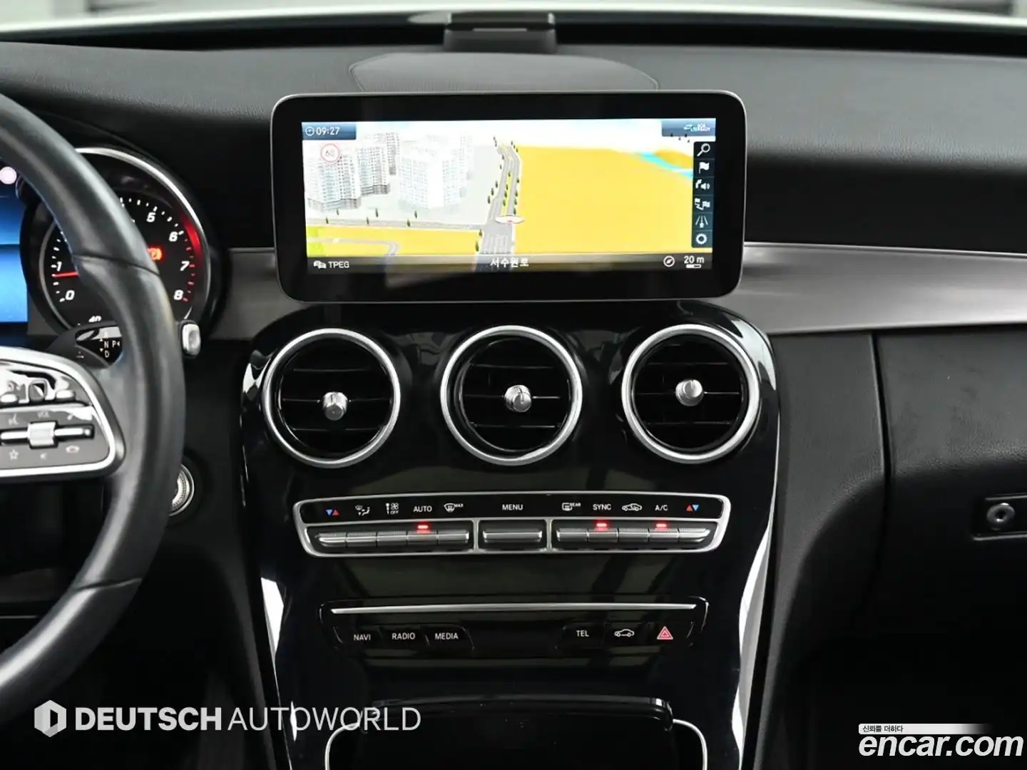 C-Class Mercedes-Benz 2020.5-OPTION-018