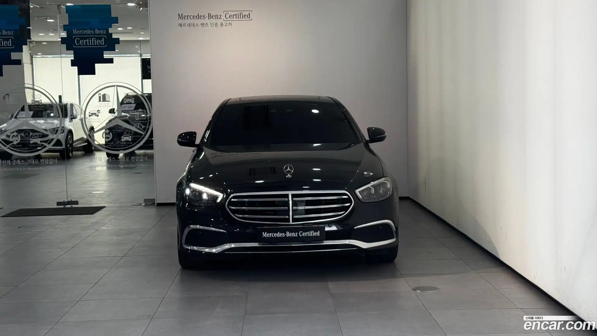 E-Class Mercedes-Benz 2021.11-OUTER-003