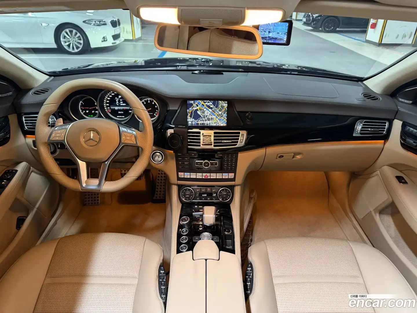 CLS-Class Mercedes-Benz 2012.10-OPTION-015