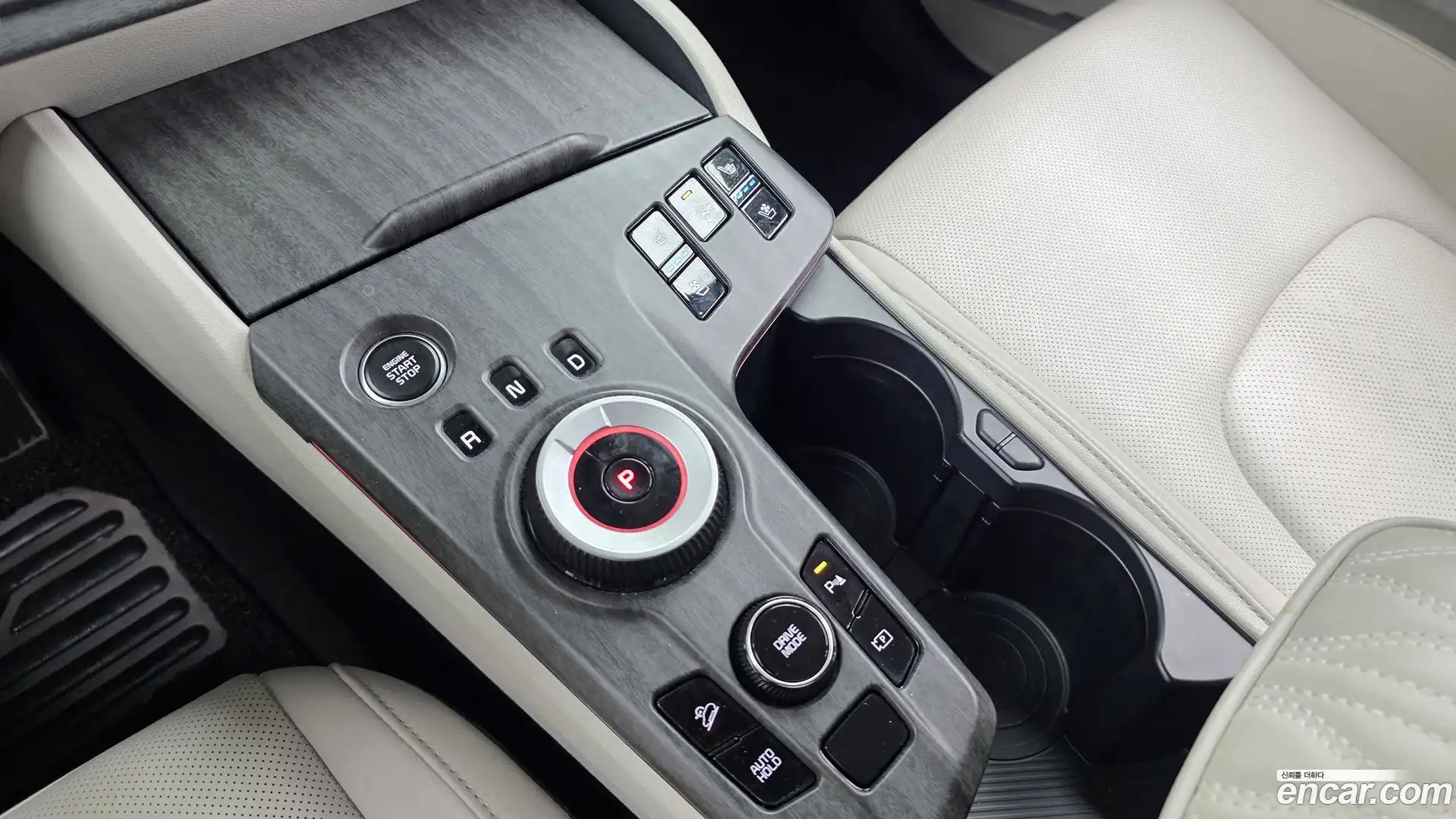 Sportage Kia 2022.2-INNER-009