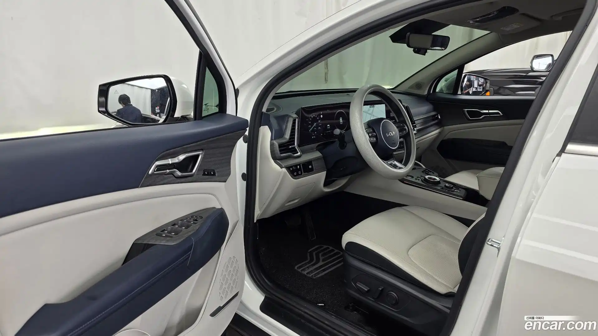 Sportage Kia 2022.2-INNER-010