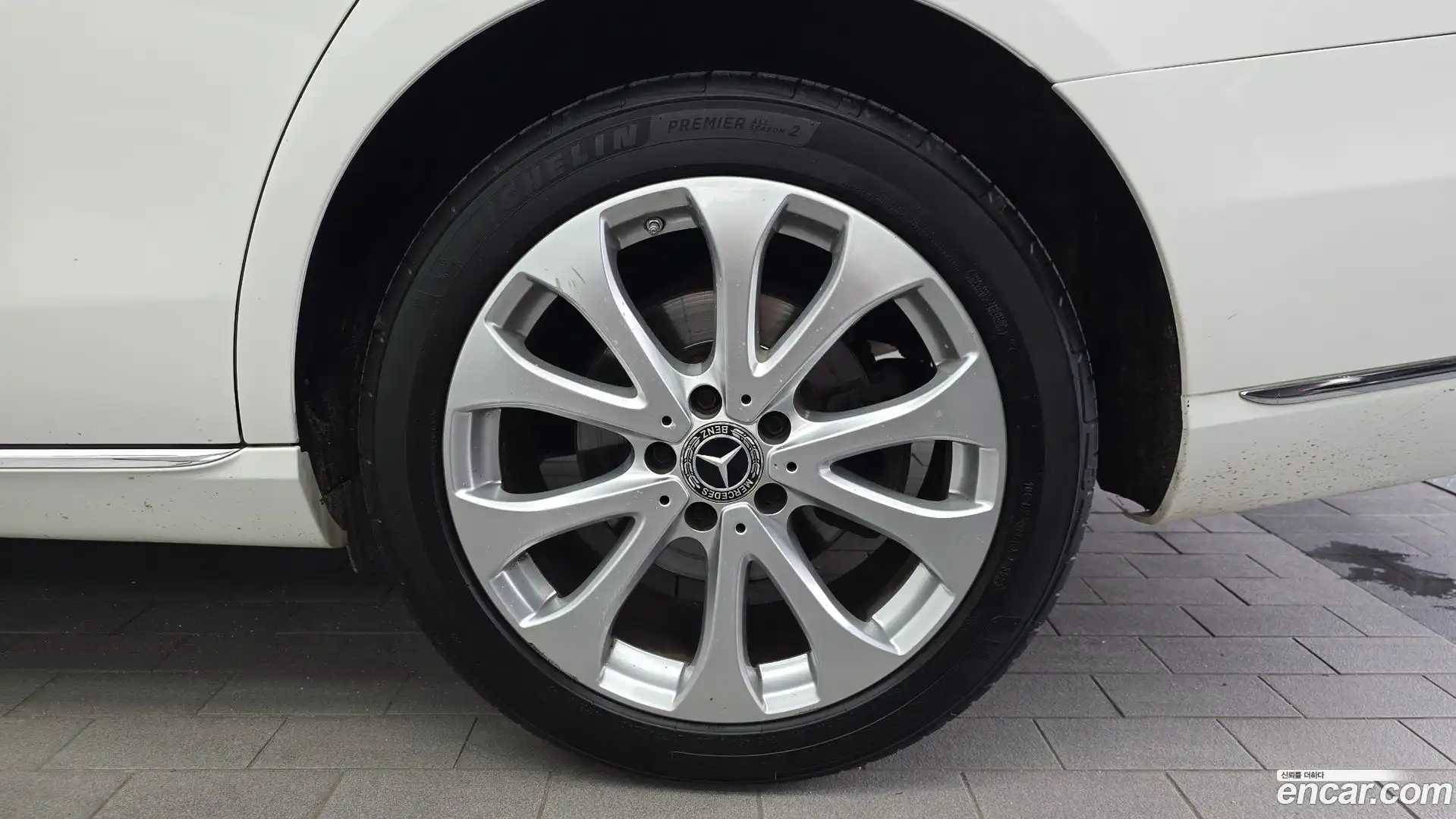 E-Class Mercedes-Benz 2018.9-OUTER-005