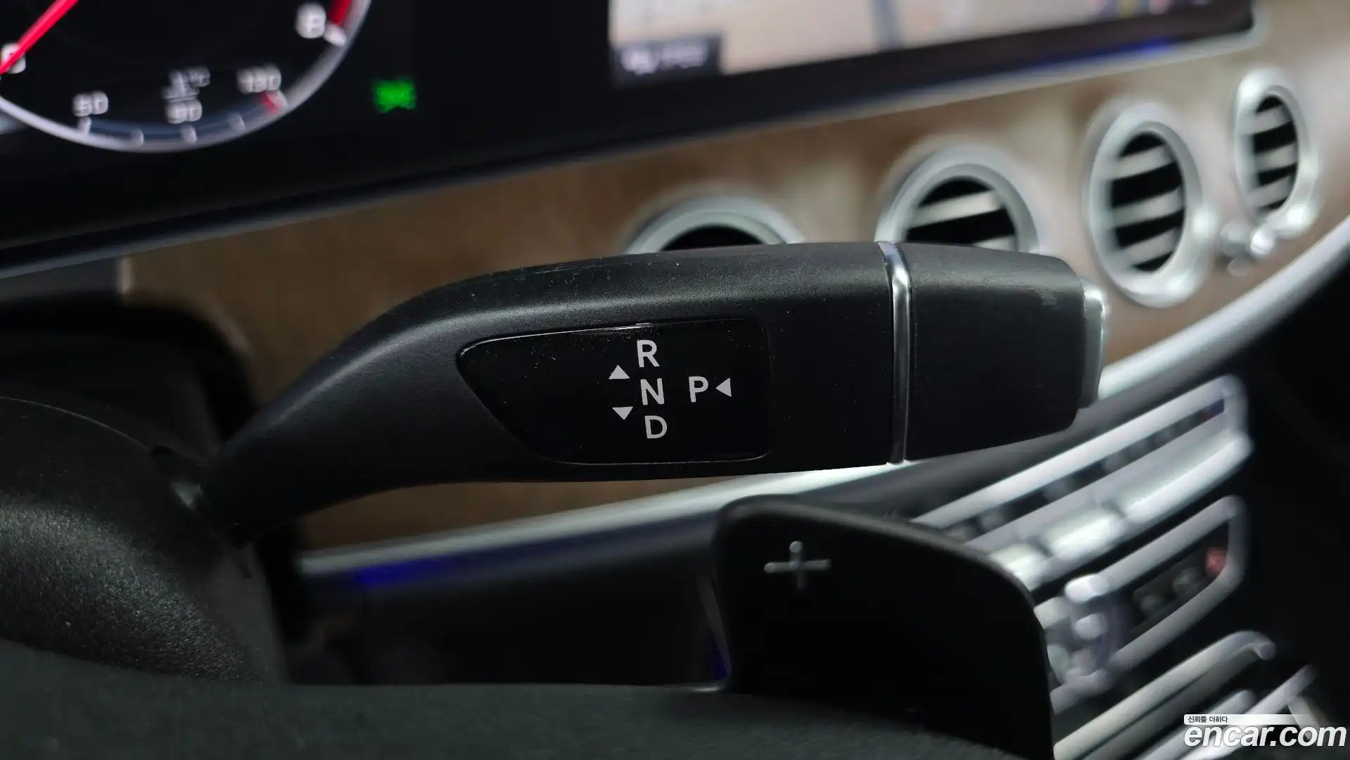 E-Class Mercedes-Benz 2018.9-INNER-009
