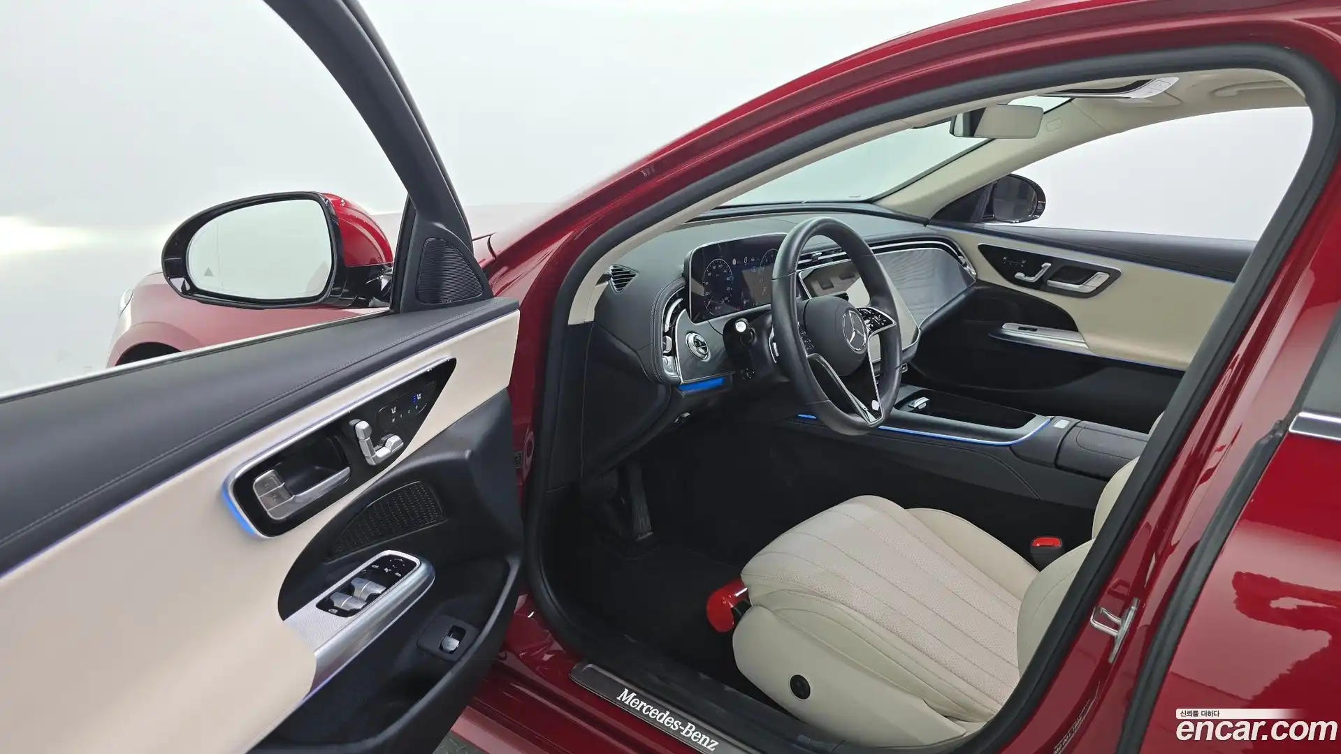 E-Class Mercedes-Benz 2025.7-INNER-010