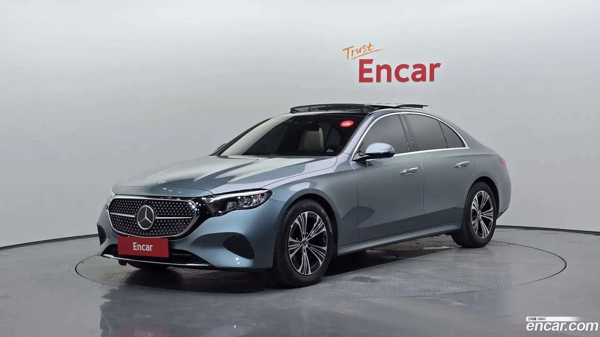 E-Class Mercedes-Benz 2025.4-OUTER-001