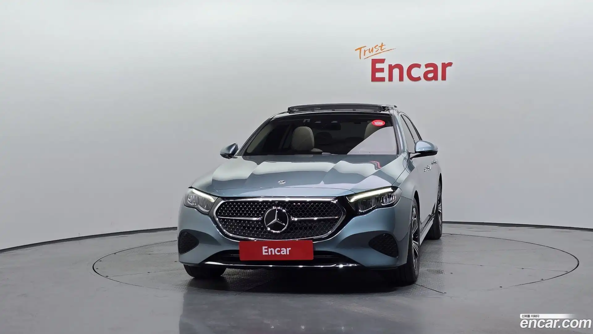 E-Class Mercedes-Benz 2025.4-OUTER-003