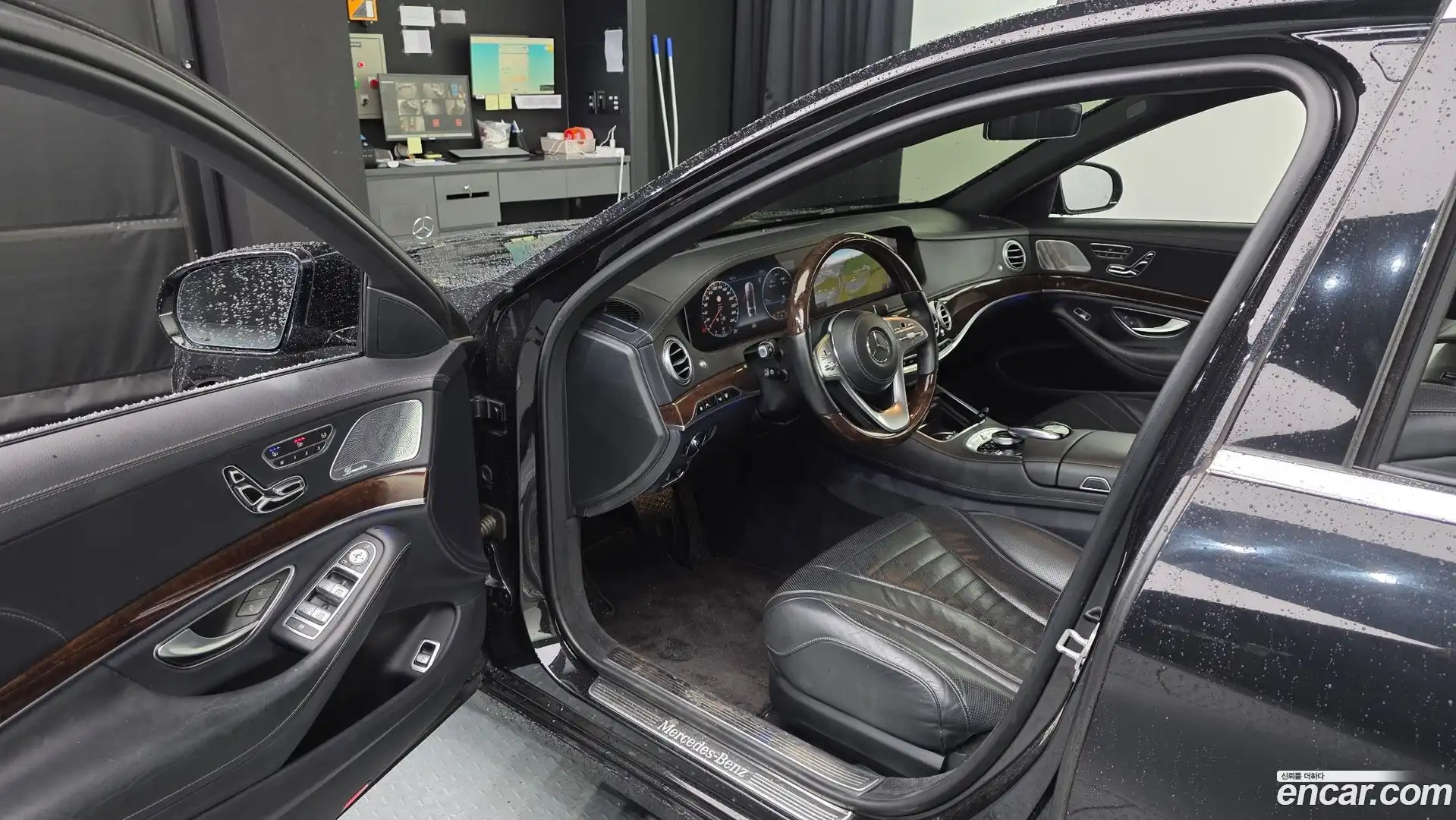 S-Class Mercedes-Benz 2017.10-INNER-010