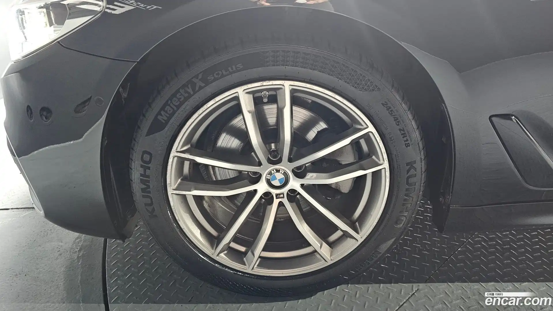 5-Series BMW 2017.5-OUTER-005