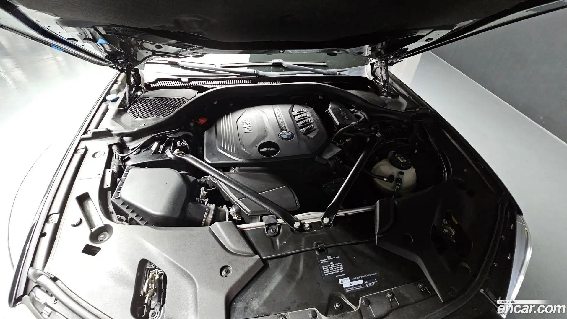 5-Series BMW 2017.5-OUTER-006