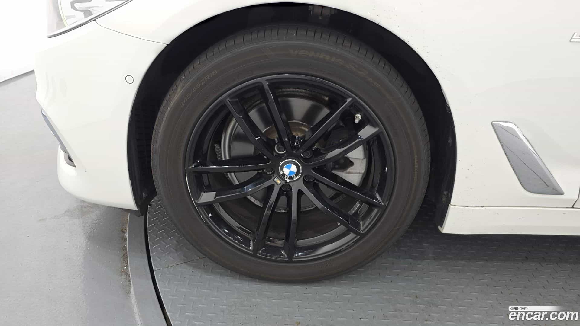 5-Series BMW 2018.6-OUTER-005