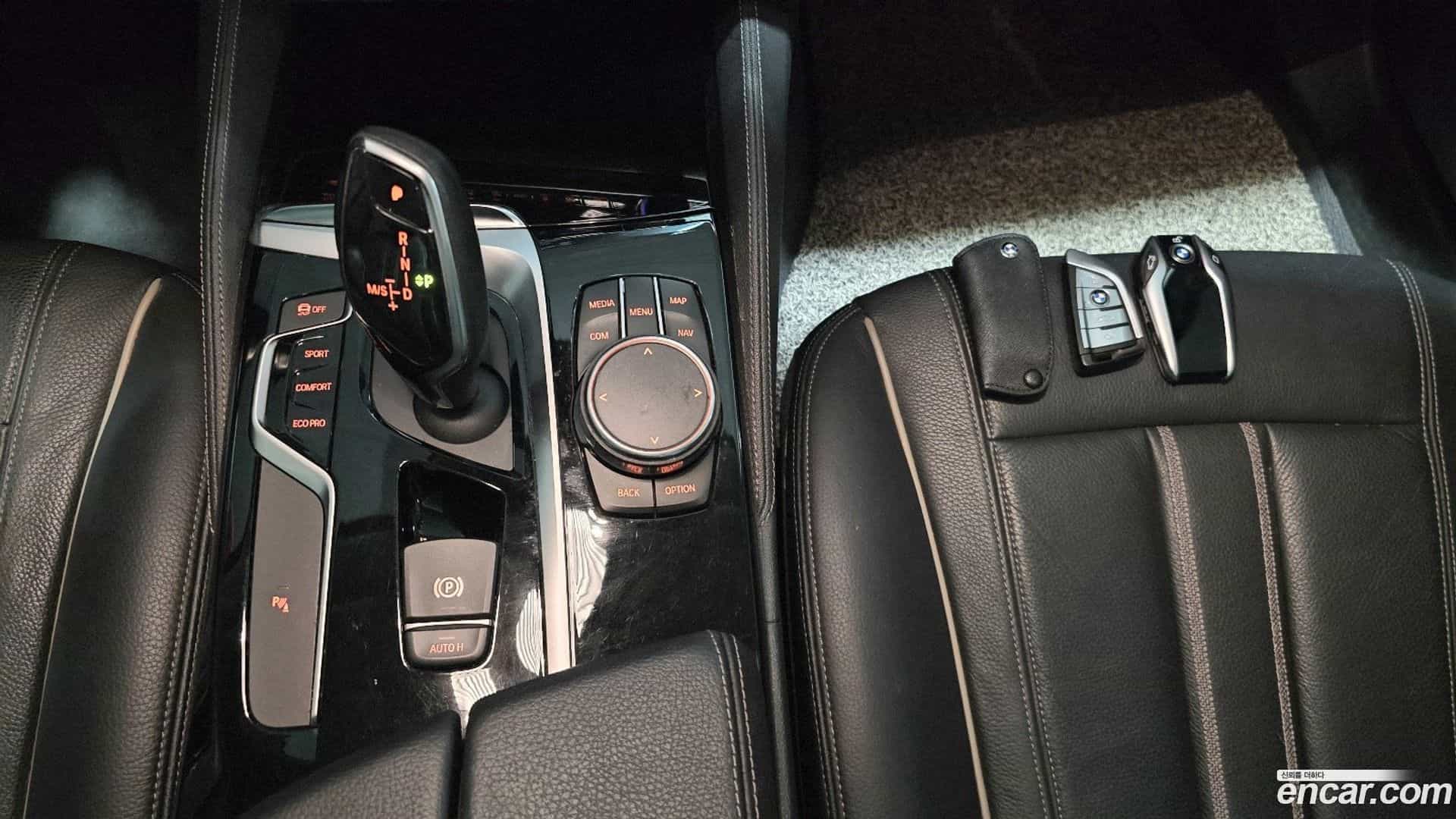 5-Series BMW 2018.6-INNER-009