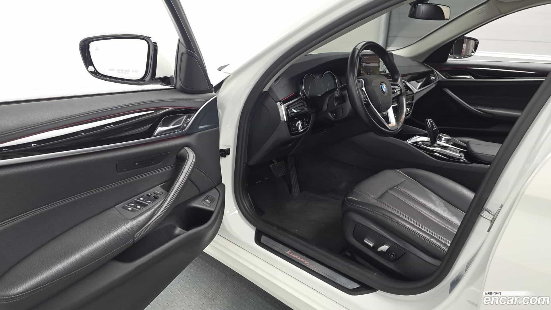 5-Series BMW 2018.6-INNER-010