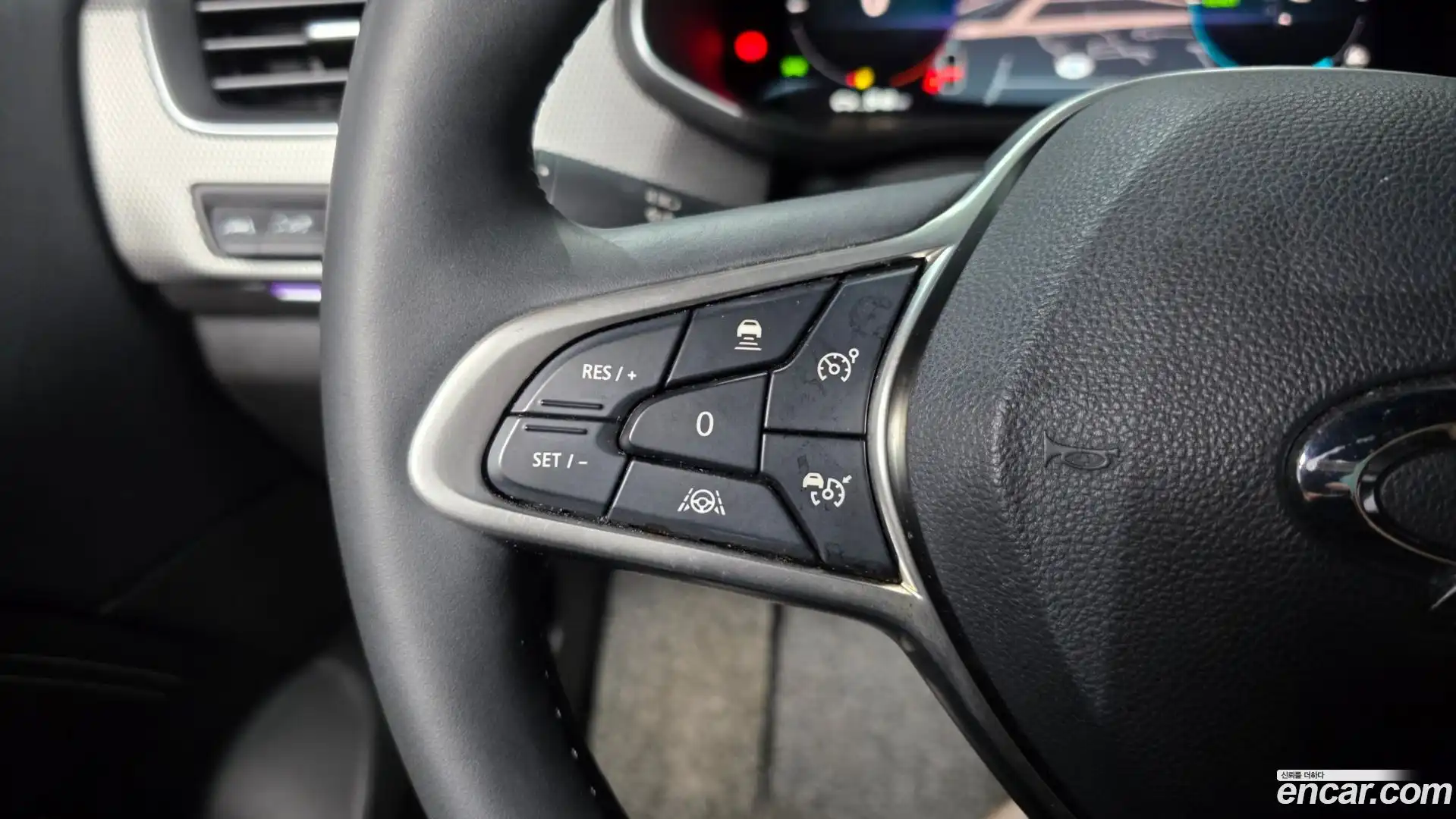 XM3 Renault Korea 2024.1-OPTION-041