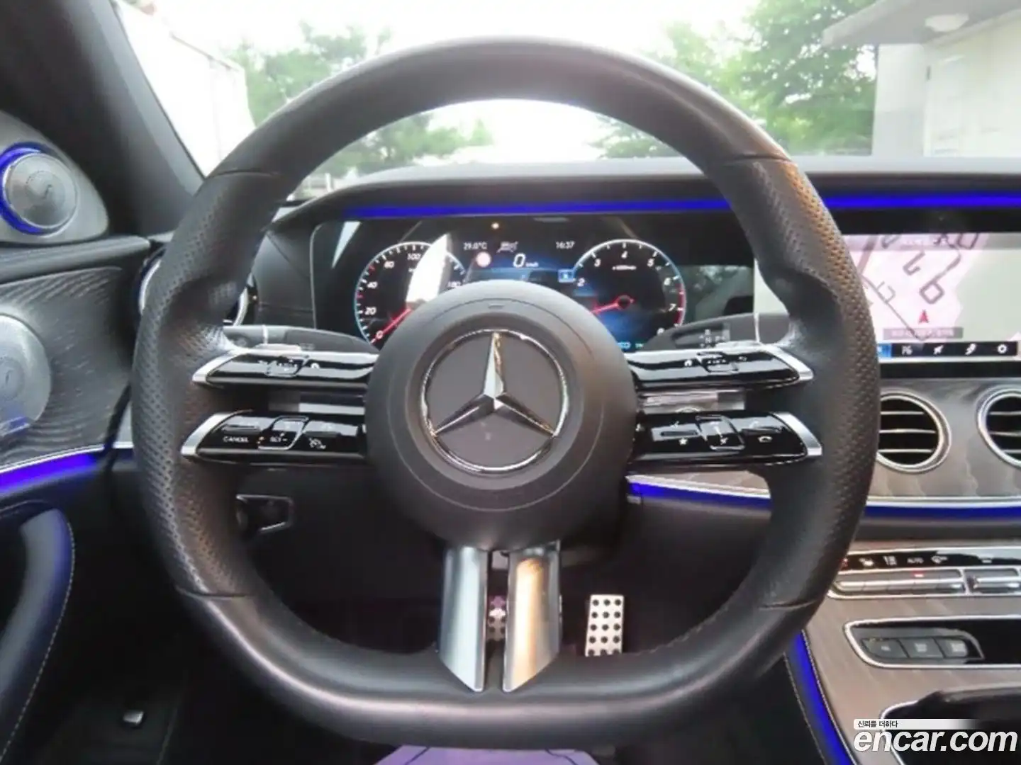E-Class Mercedes-Benz 2020.11-OUTER-005