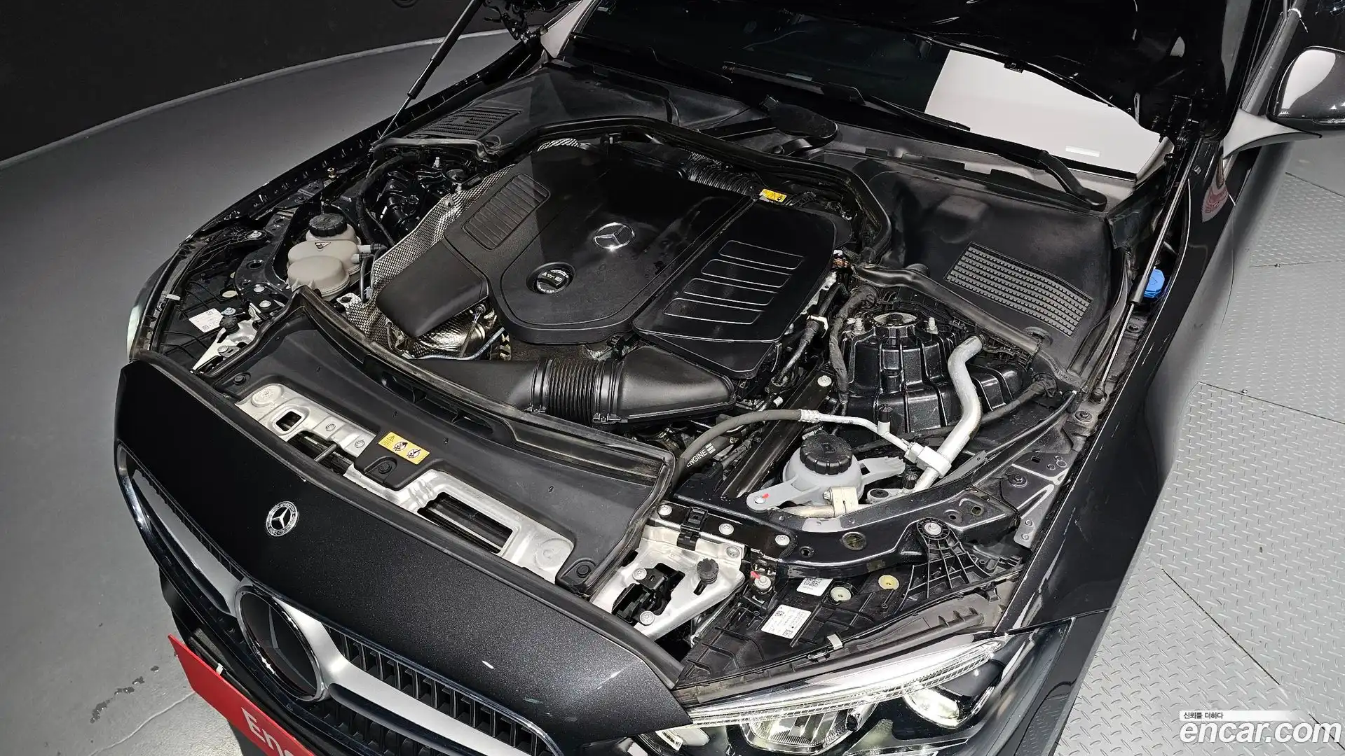 C-Class Mercedes-Benz 2023.11-OUTER-006