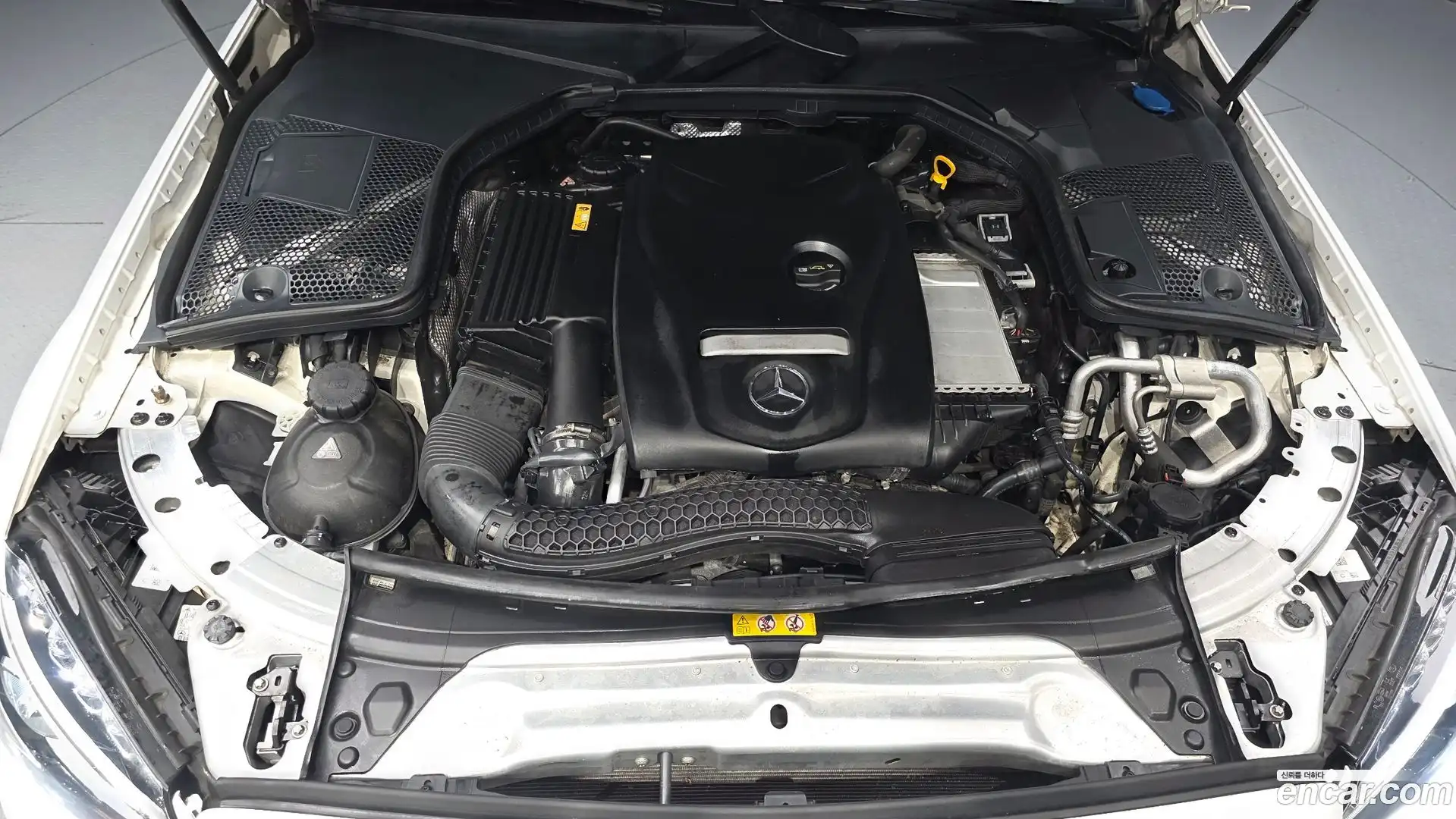 C-Class Mercedes-Benz 2016.11-OUTER-006