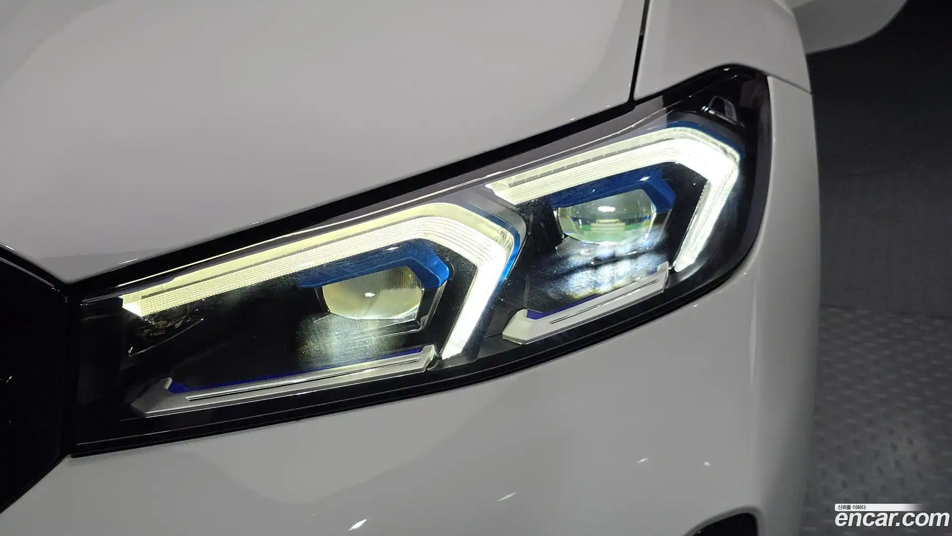 3-Series BMW 2023.8-OUTER-032