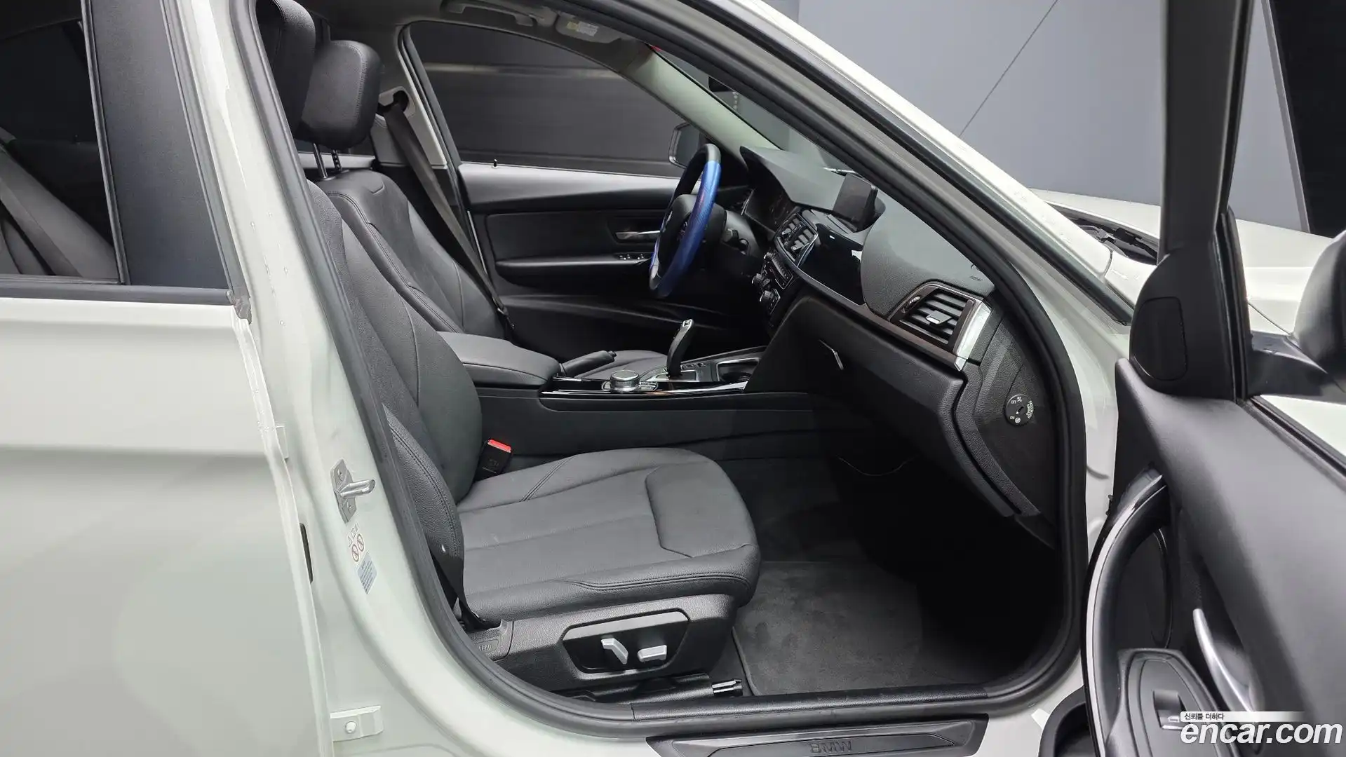 3-Series BMW 2018.1-OPTION-015