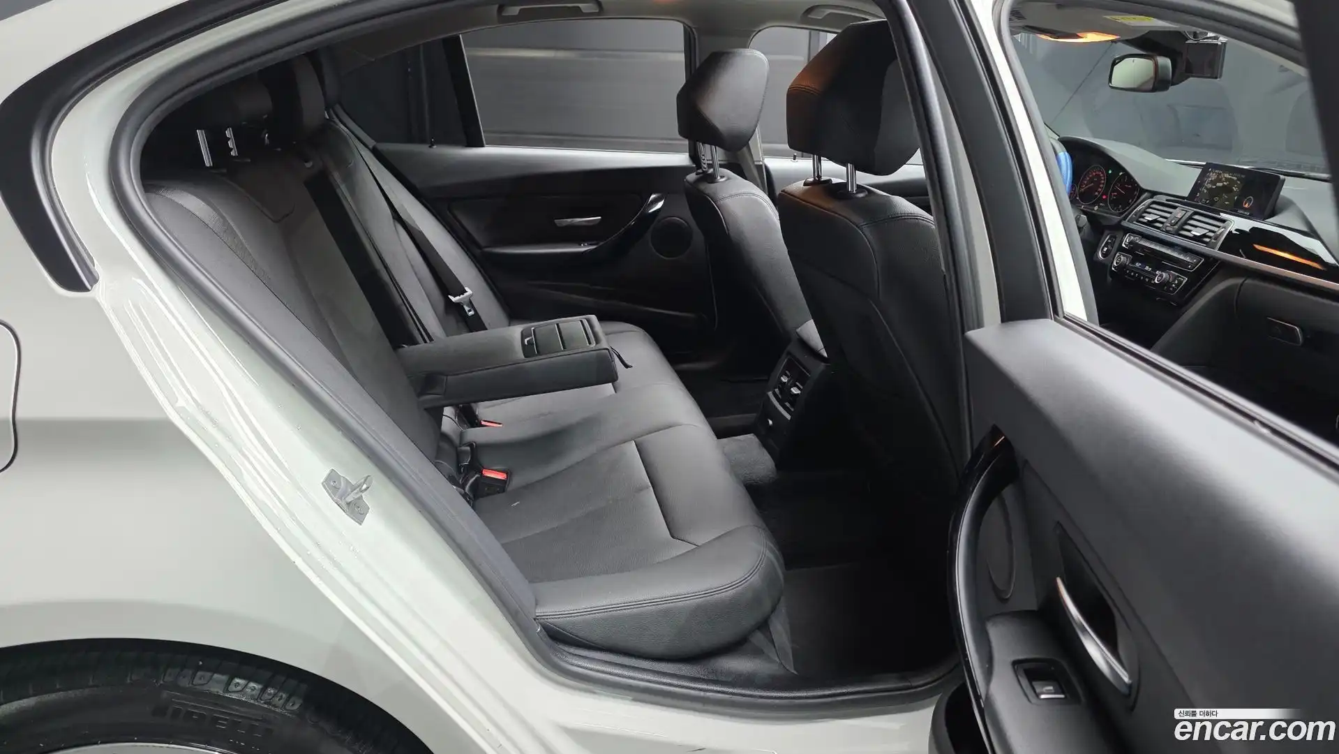 3-Series BMW 2018.1-OPTION-016