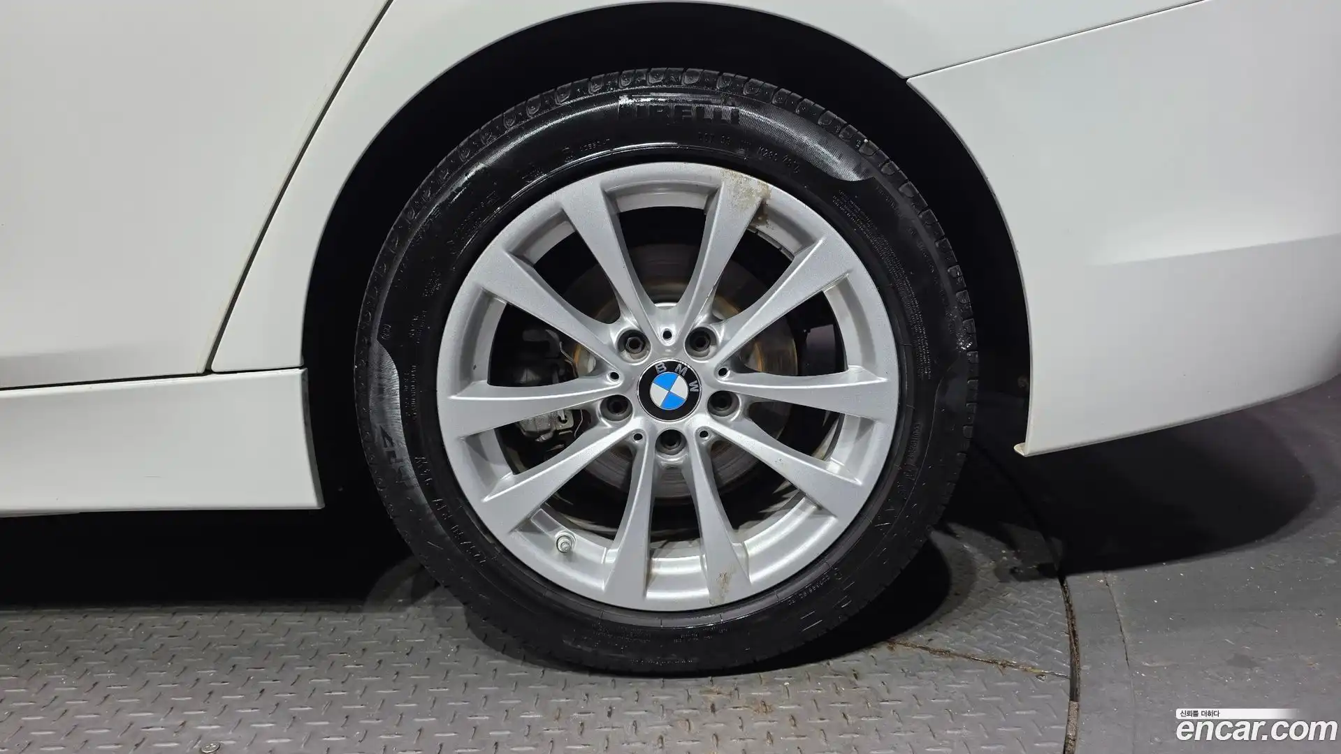 3-Series BMW 2018.1-OUTER-031