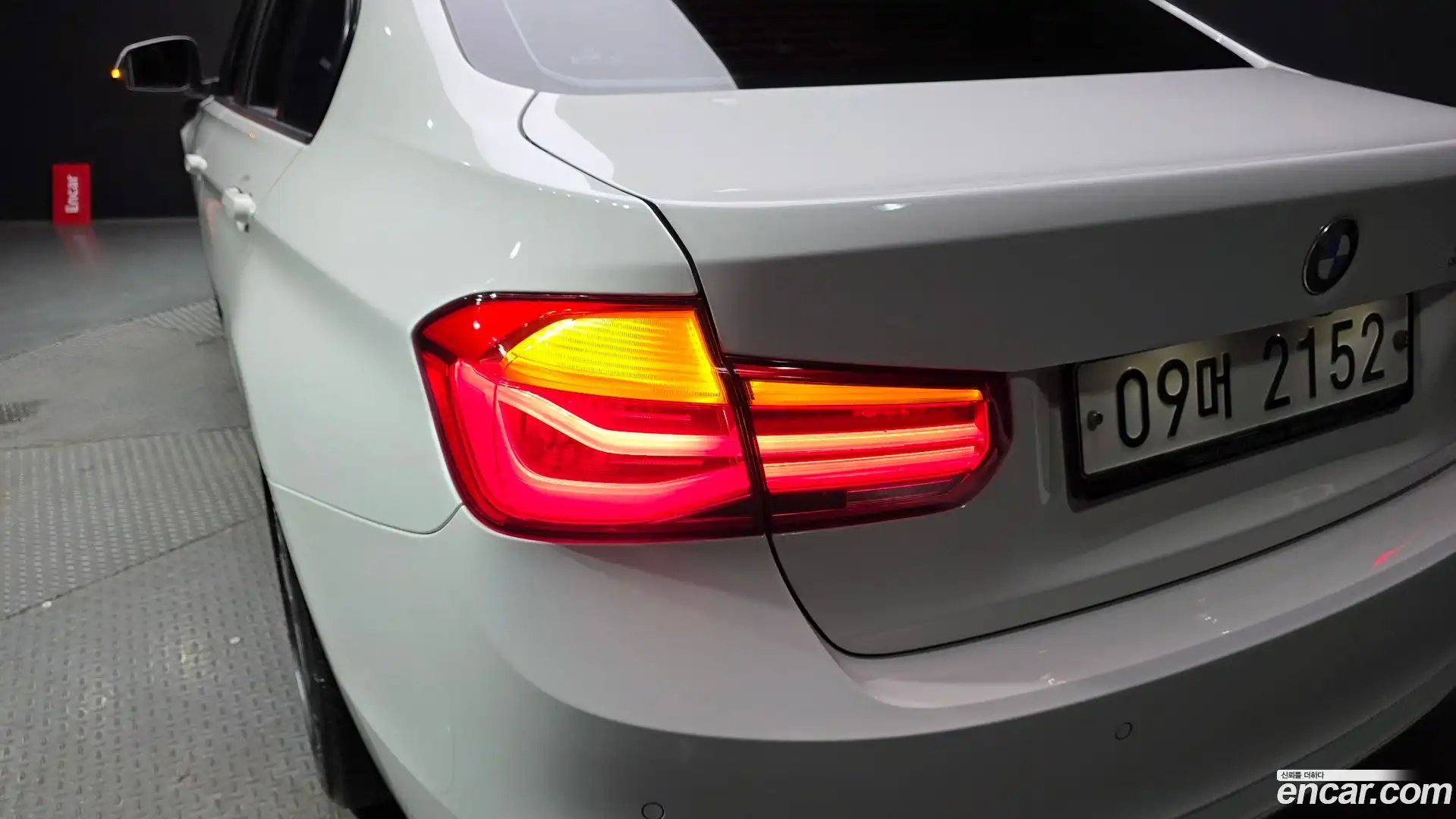 3-Series BMW 2018.1-OUTER-033