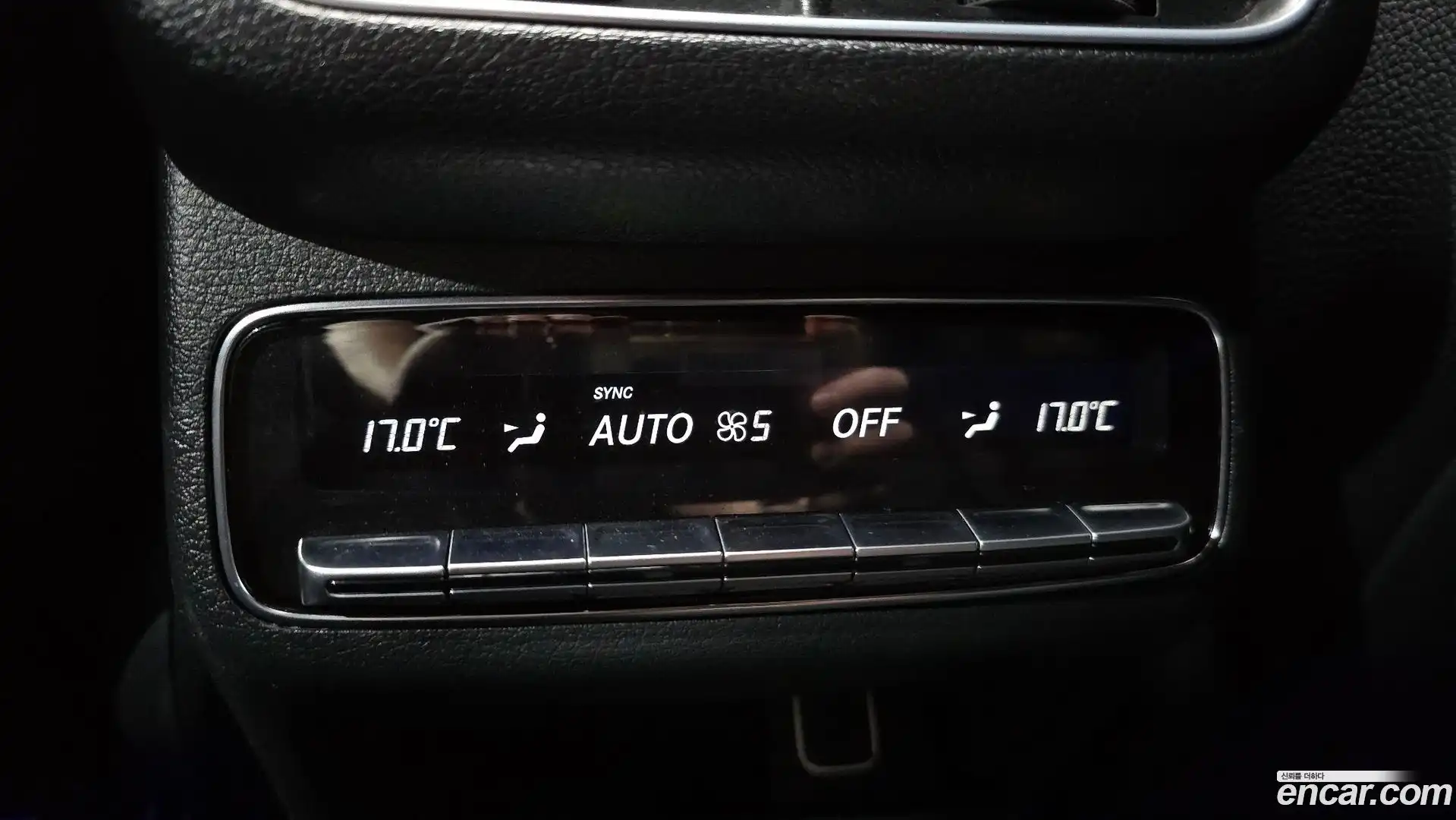GLE-Class Mercedes-Benz 2022.8-OPTION-040