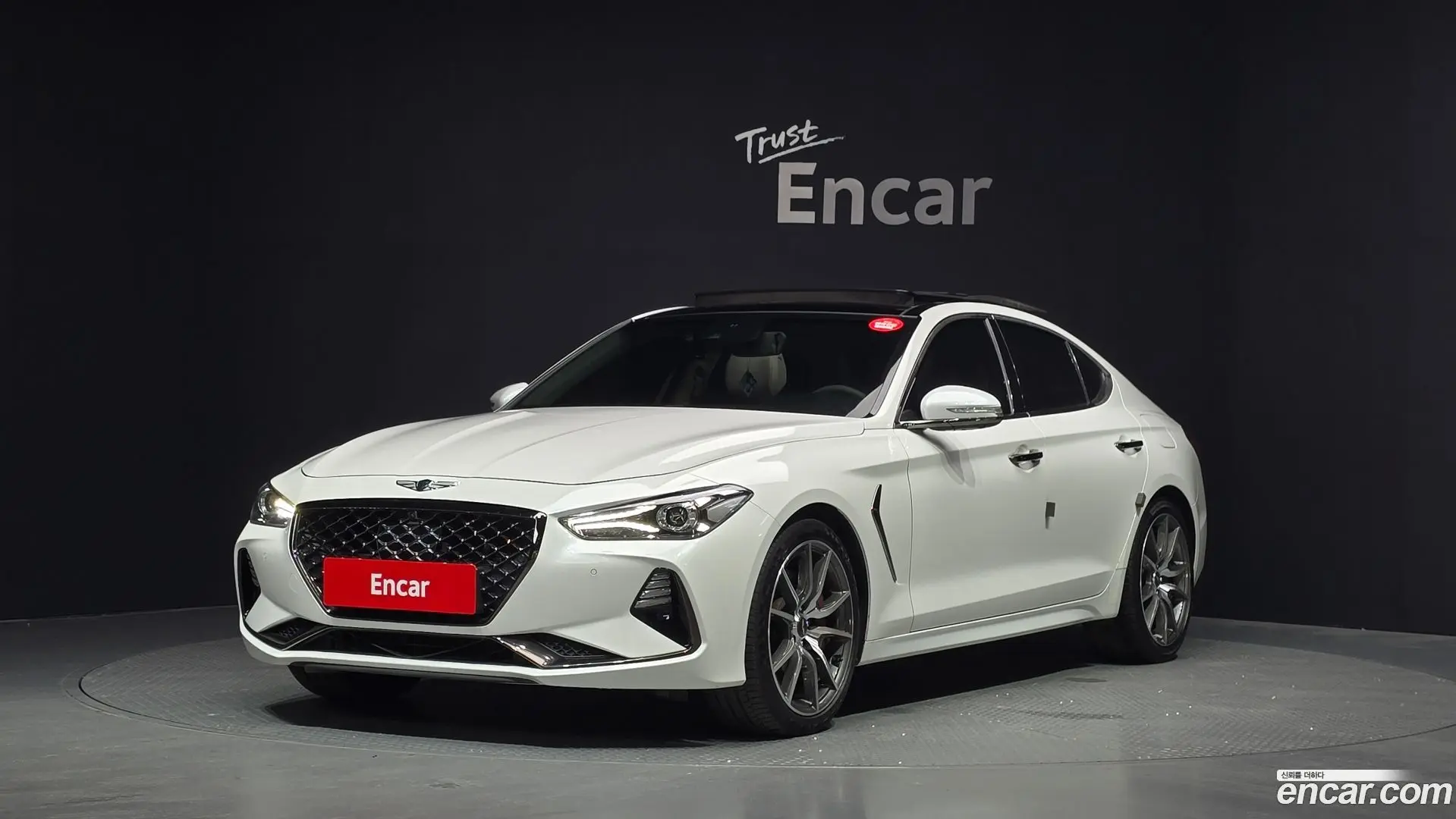 Main__Slider__Photo:G70 Genesis 2019.5-0