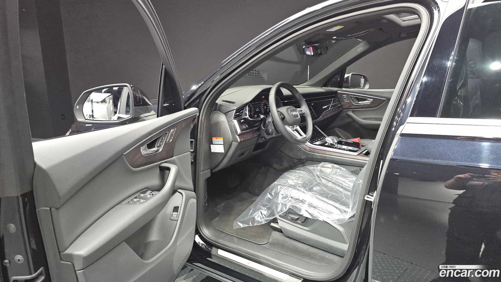 Q7 Audi 2020.4-INNER-010