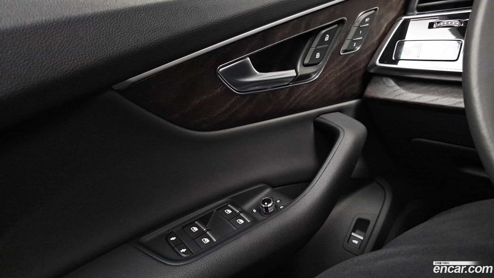 Q7 Audi 2020.4-OPTION-046
