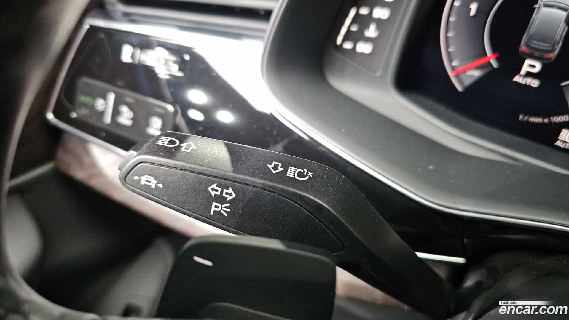 Q7 Audi 2020.4-OPTION-047
