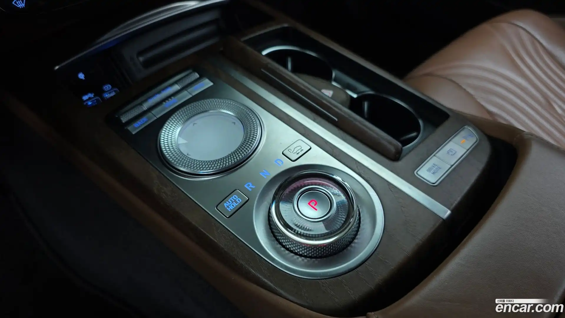 G80 Genesis 2020.4-INNER-009