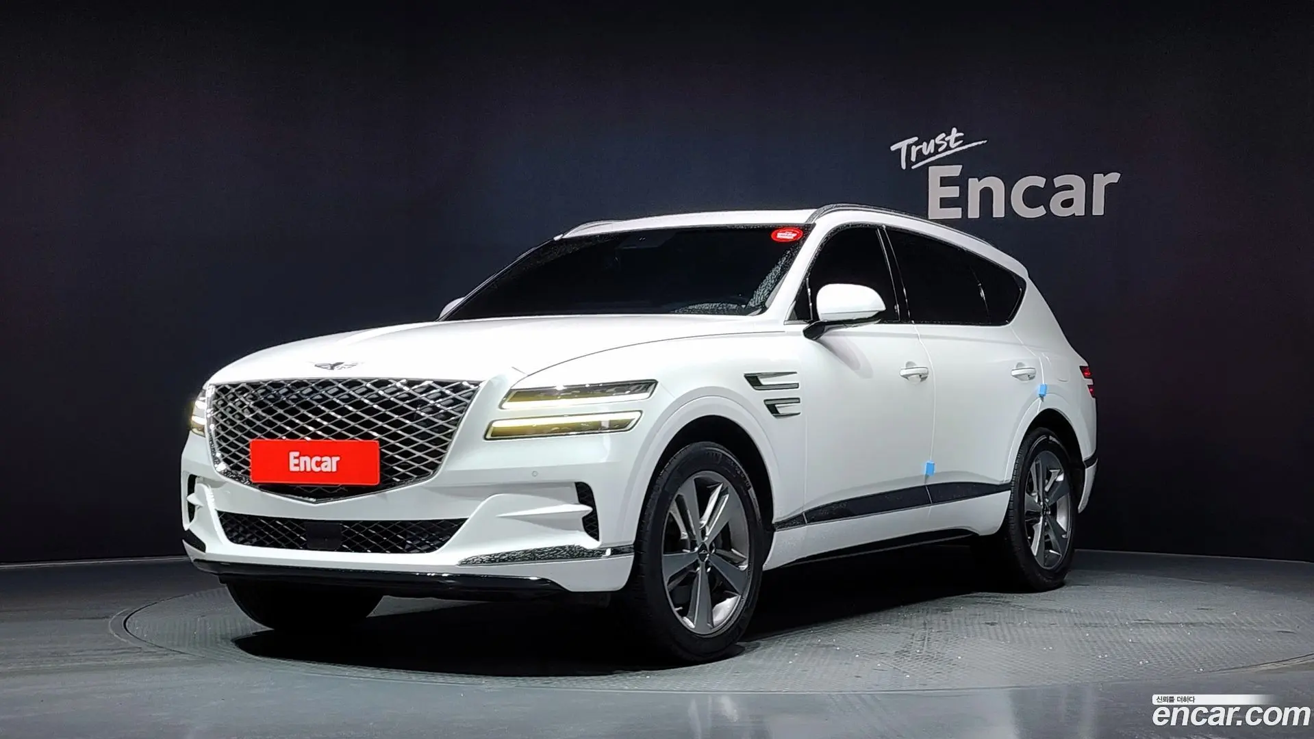 Main__Slider__Photo:GV80 Genesis 2021.2-0