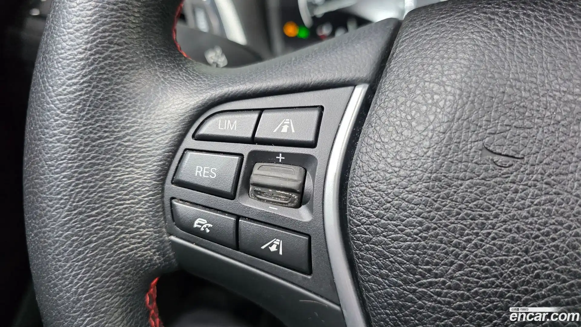 1-Series BMW 2019.7-OPTION-022