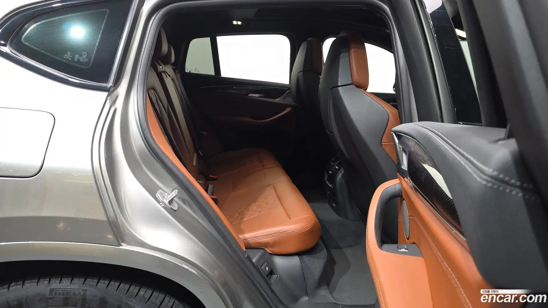 X4M BMW 2021.11-OPTION-016