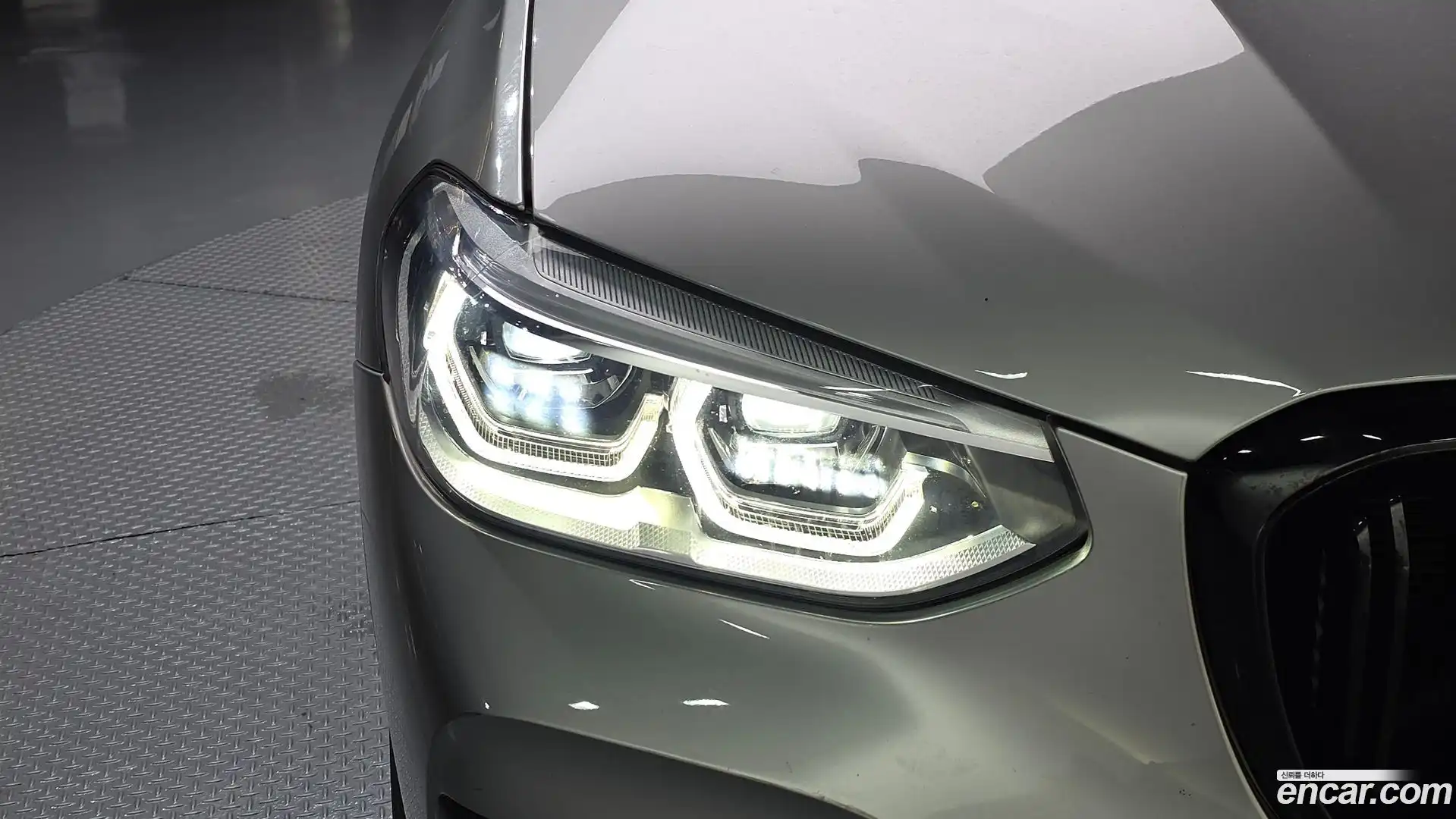 X4M BMW 2021.11-OUTER-032