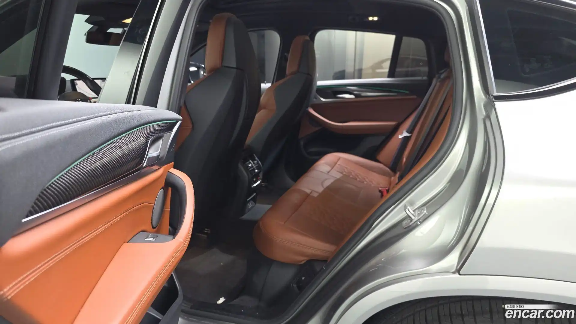 X4M BMW 2021.11-INNER-036