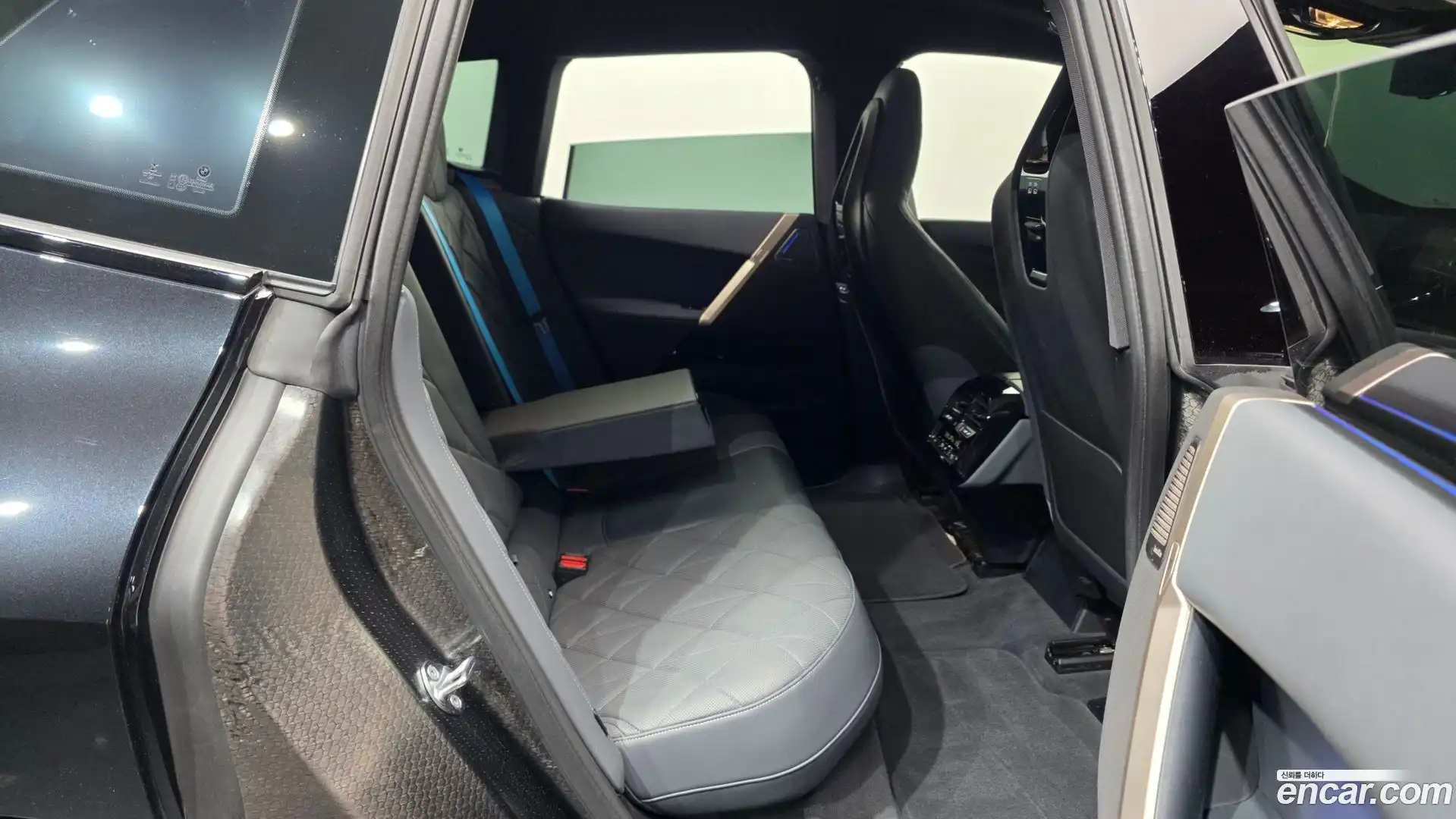 iX BMW 2023.7-OPTION-016