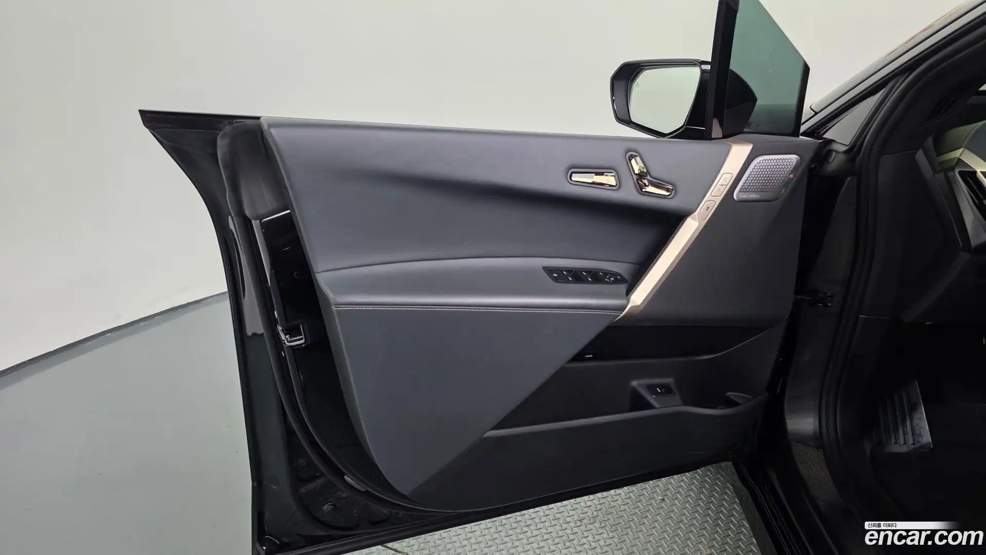 iX BMW 2023.7-INNER-034