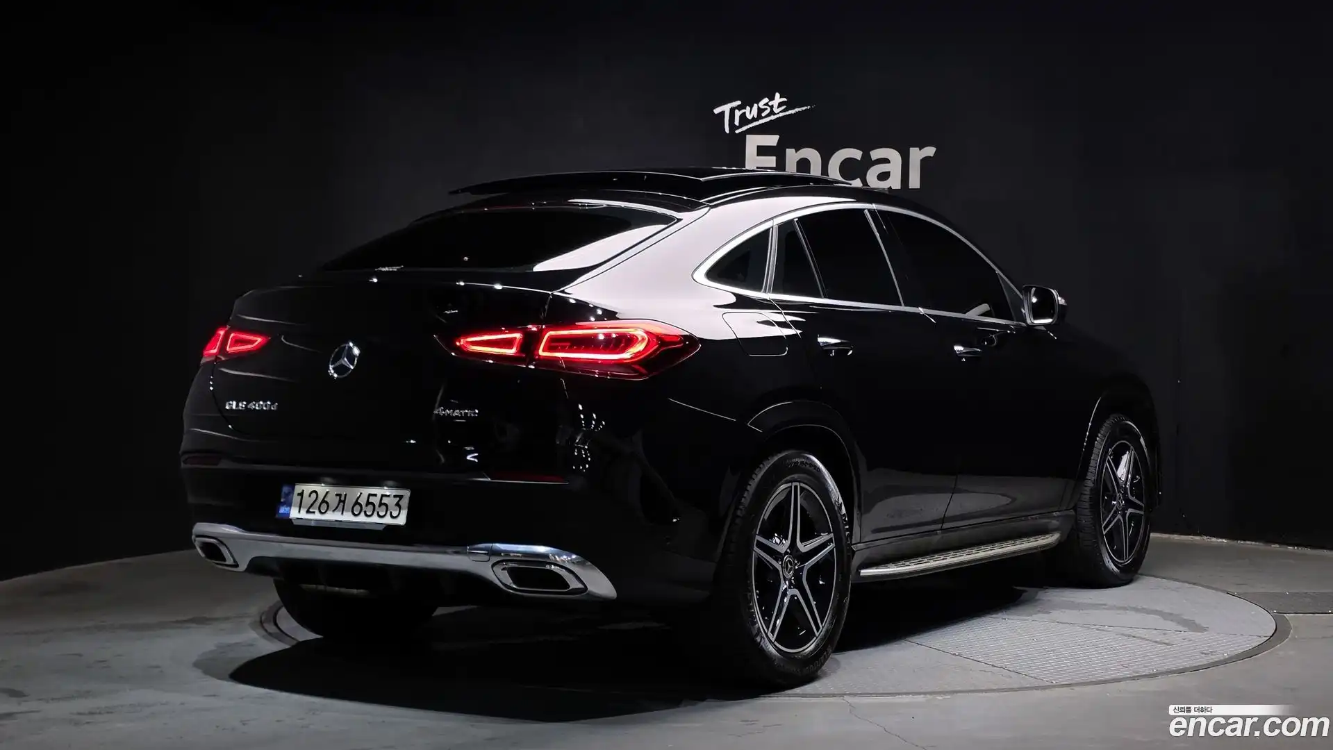 GLE-Class Mercedes-Benz 2020.9-OUTER-002