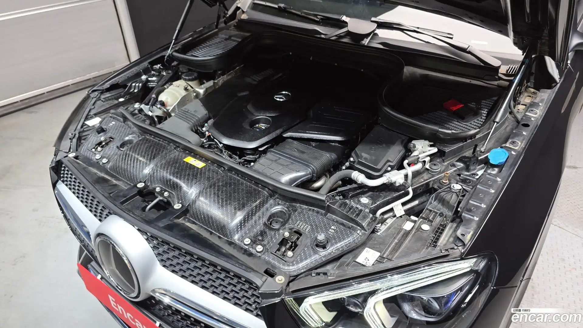 GLE-Class Mercedes-Benz 2020.9-OUTER-006