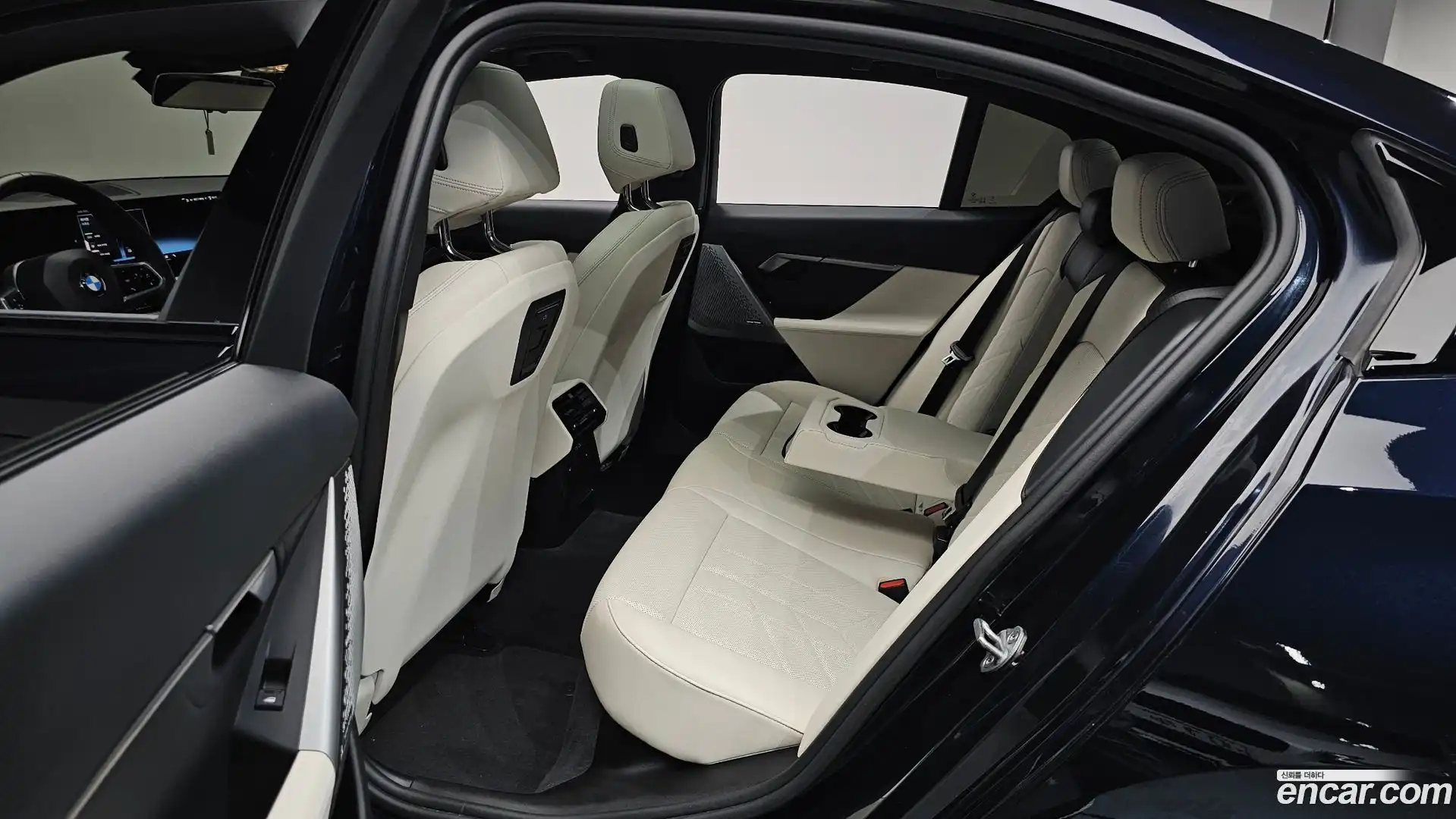 5-Series BMW 2024.5-OPTION-015