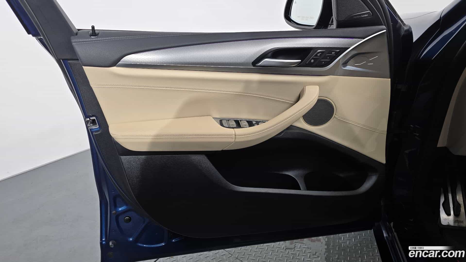 X4 BMW 2021.2-INNER-034