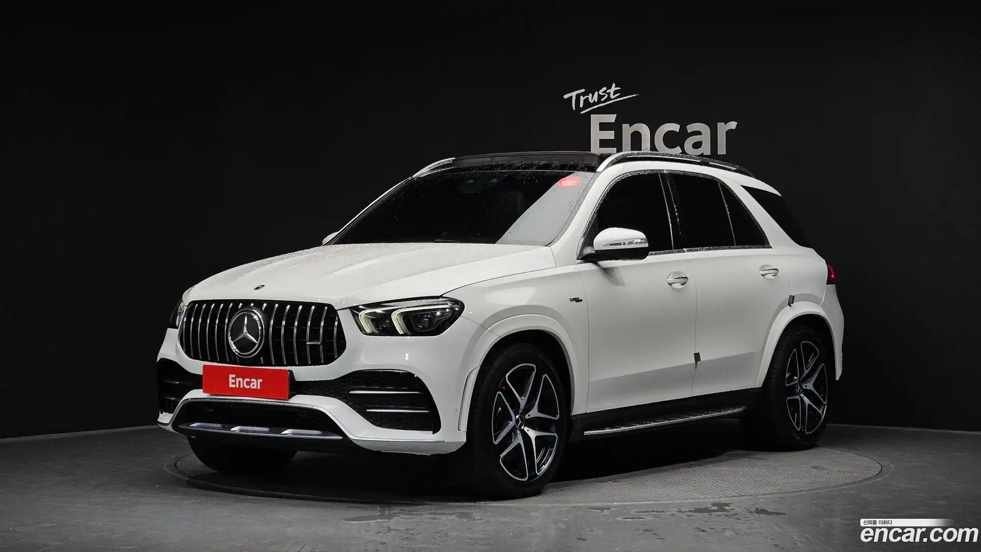 GLE-Class Mercedes-Benz 2021.10-OUTER-001