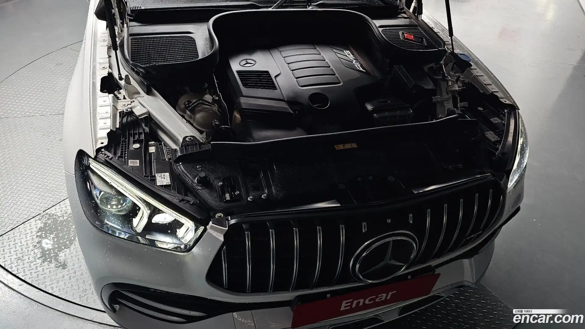 GLE-Class Mercedes-Benz 2021.10-OUTER-006