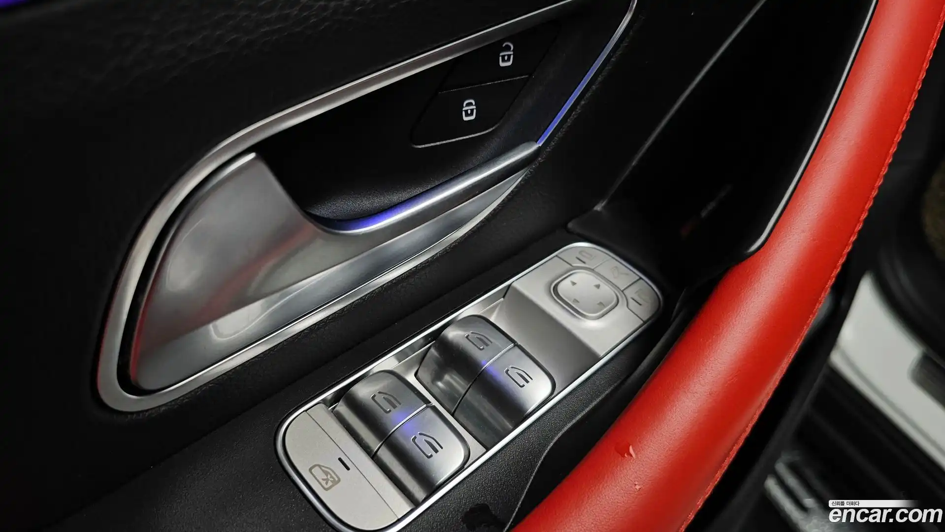 GLE-Class Mercedes-Benz 2021.10-OPTION-023