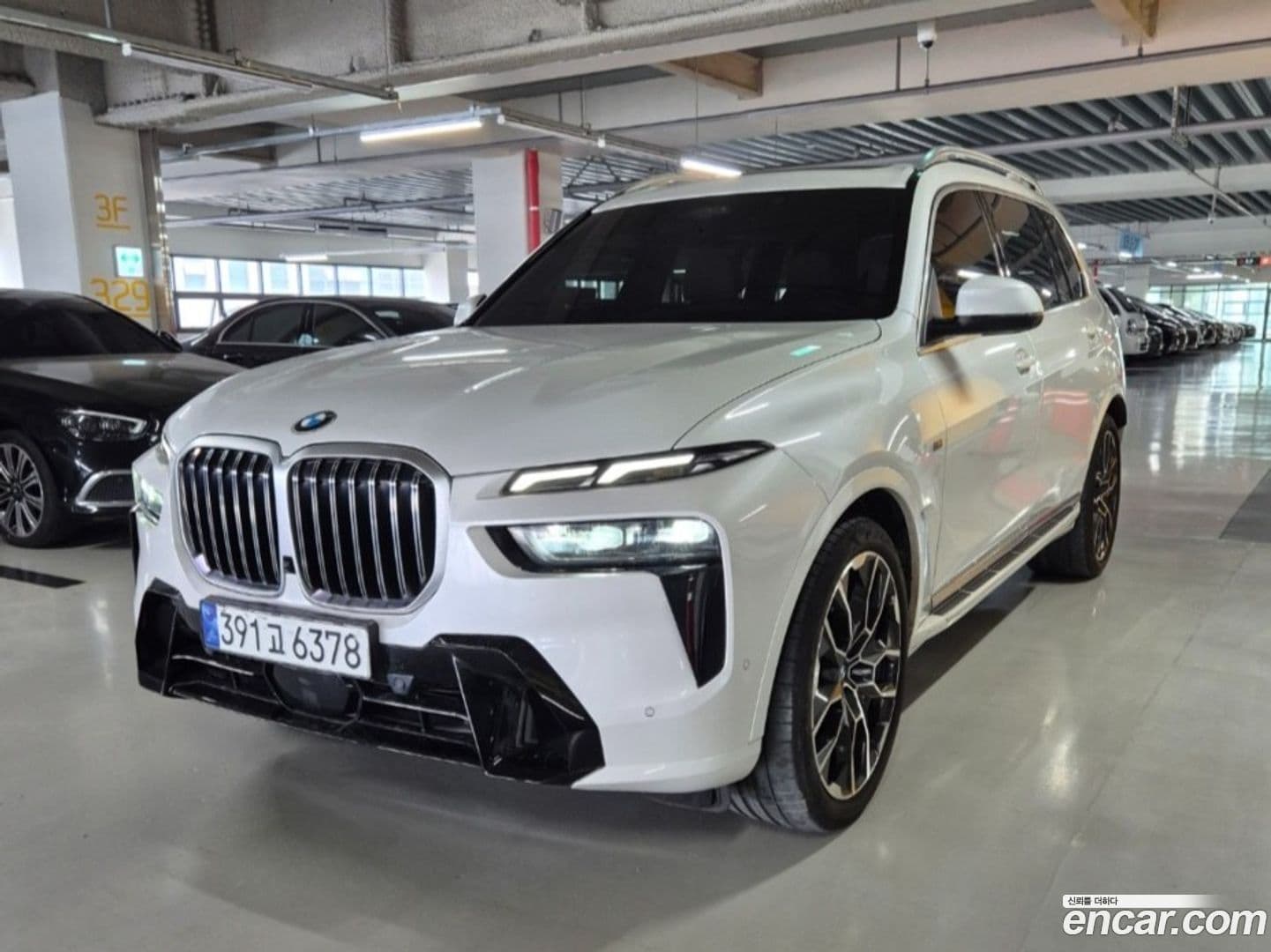 Main__Slider__Photo:X7 BMW 2023.9-0