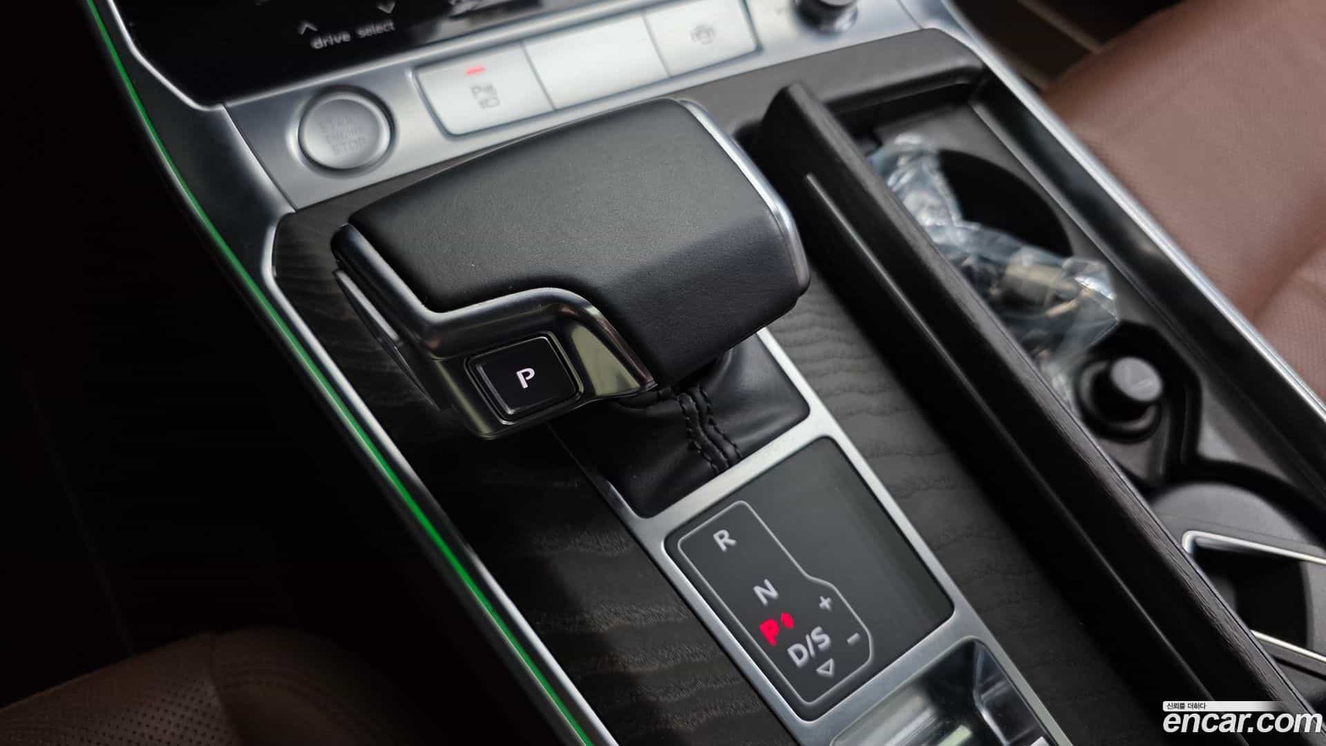 A6 Audi 2020.11-INNER-009