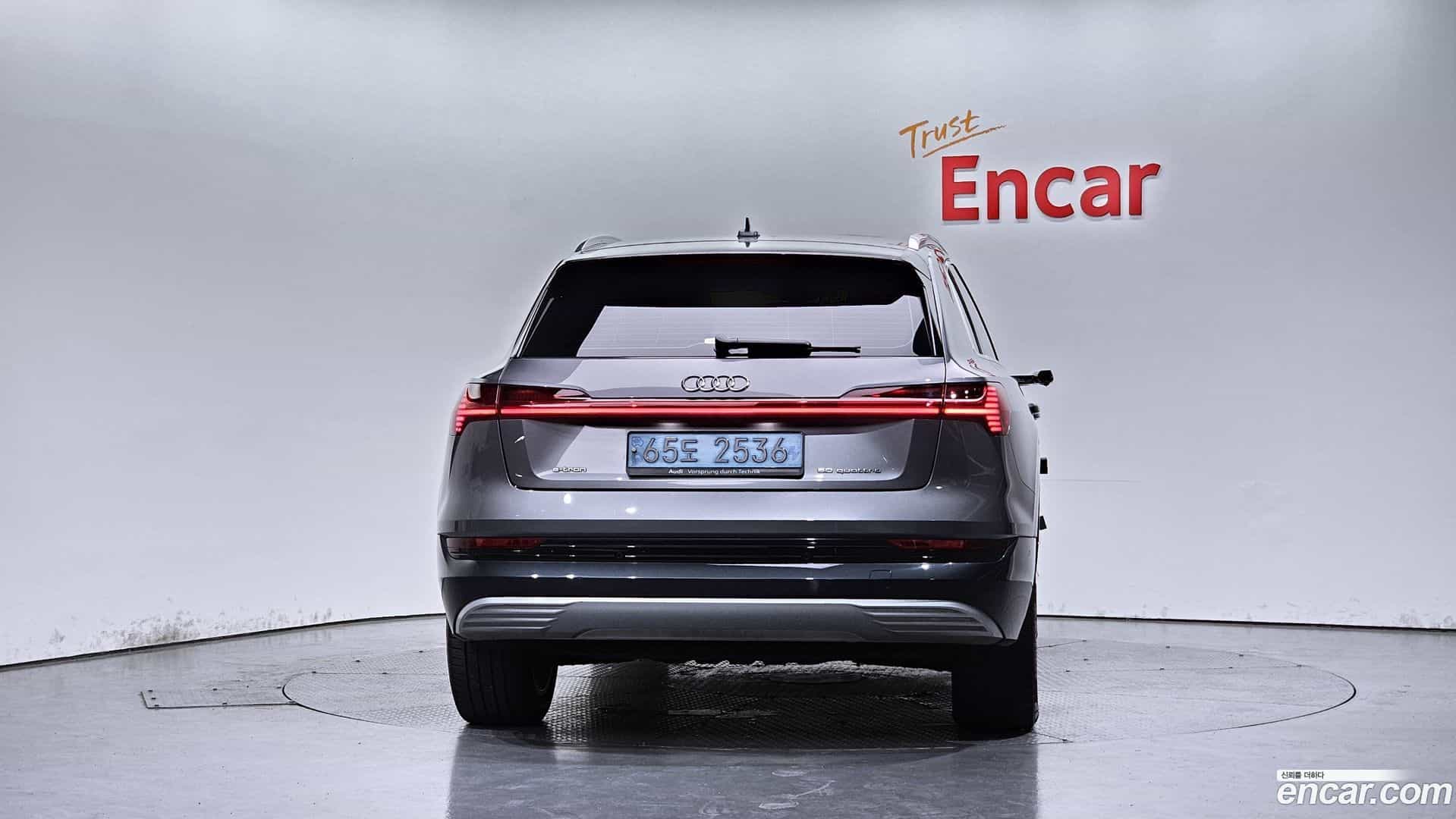 e-tron Audi 2021.6-OUTER-004