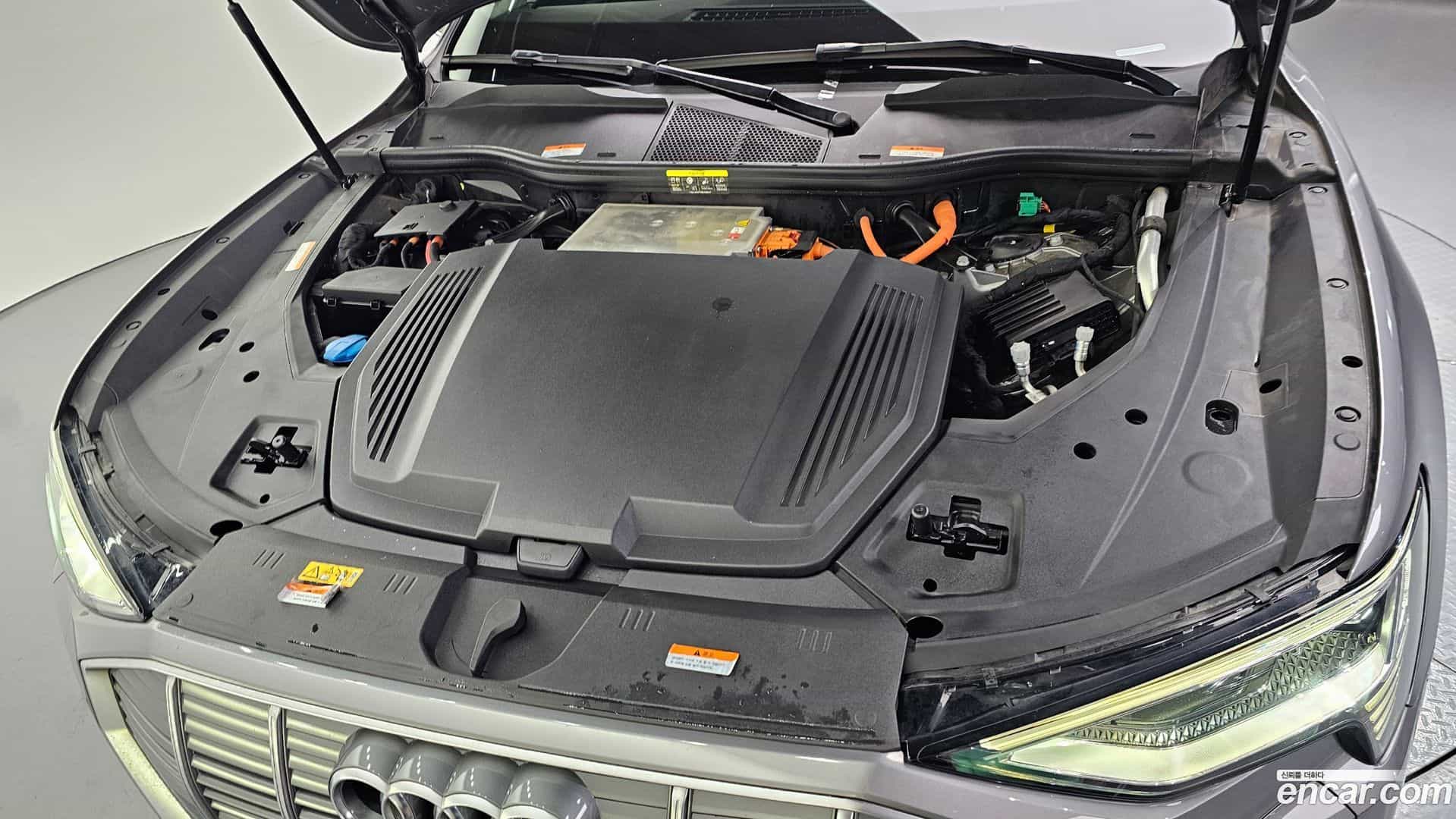 e-tron Audi 2021.6-OUTER-006