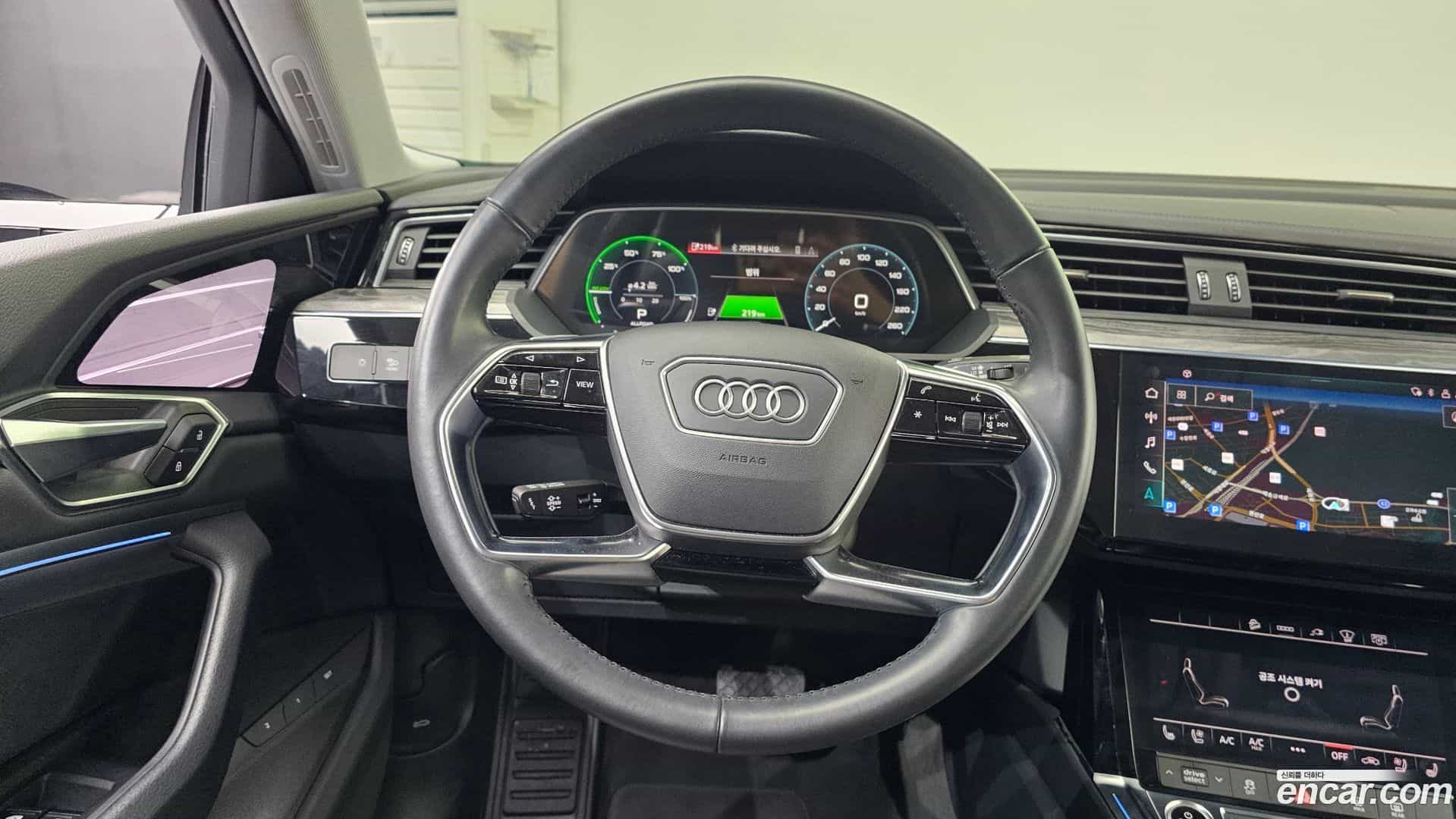 e-tron Audi 2021.6-OPTION-017